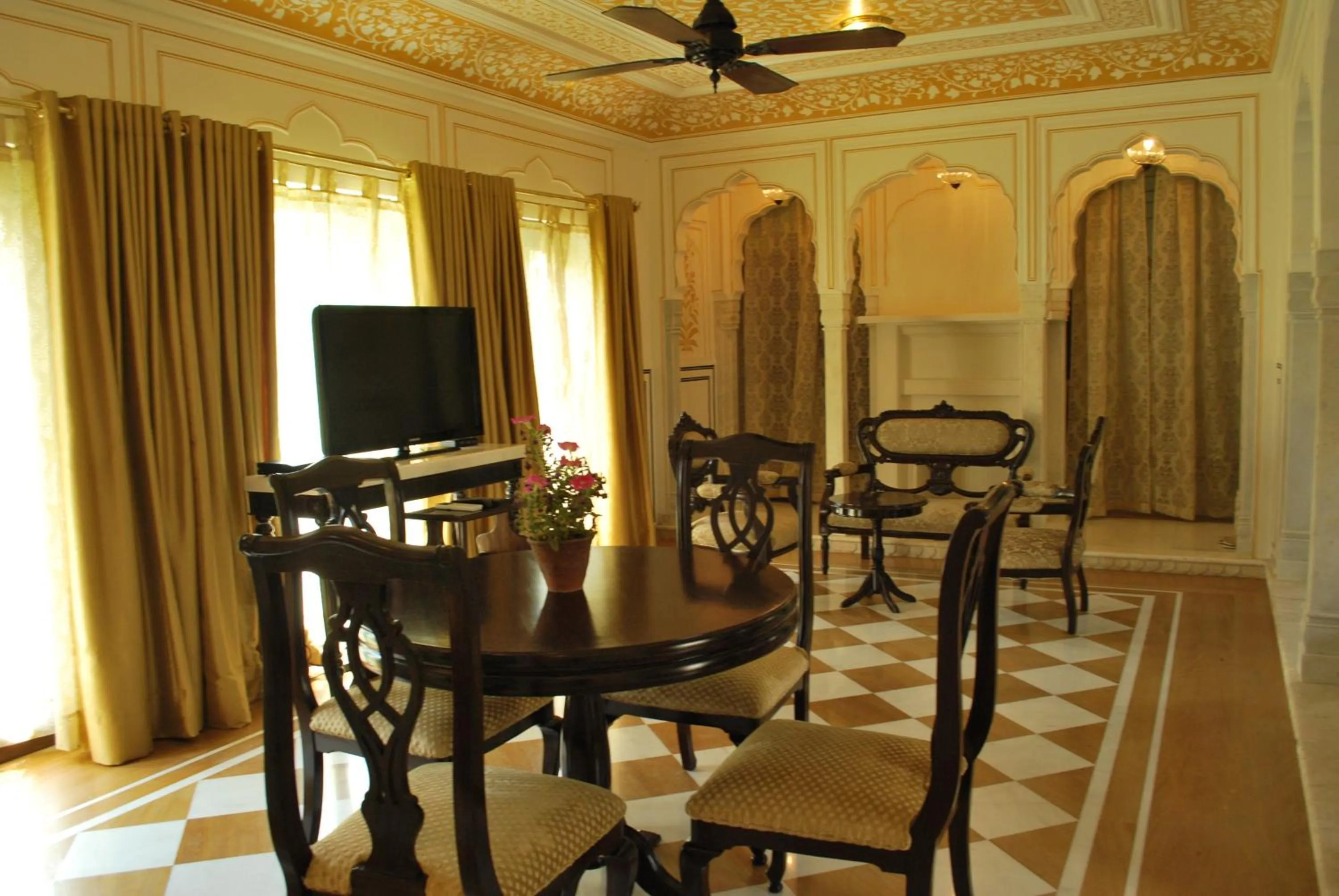 Dining area in Royal Heritage Haveli - By Leisure Hotels