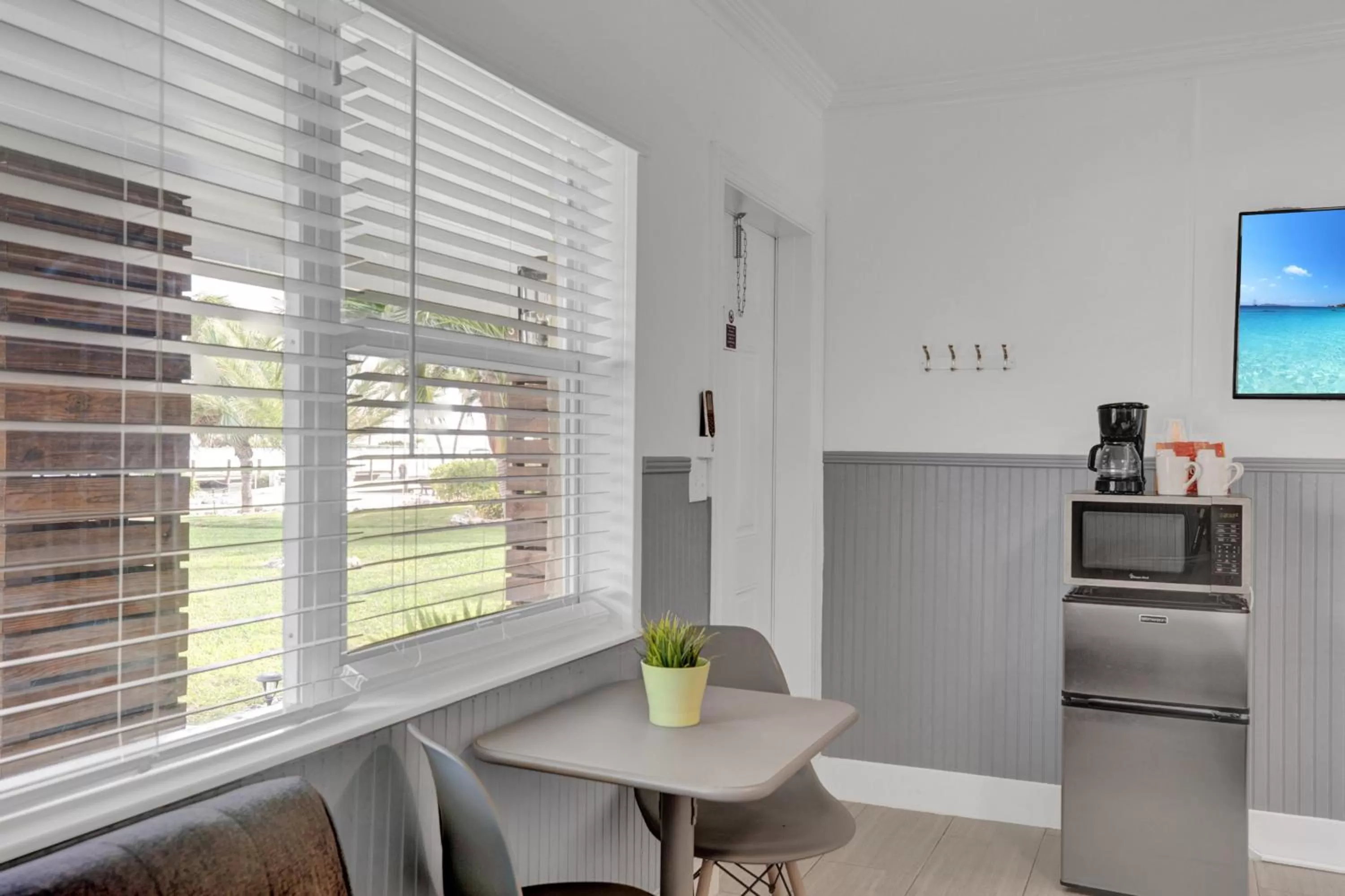 Coffee/tea facilities in Seascape Resort & Marina