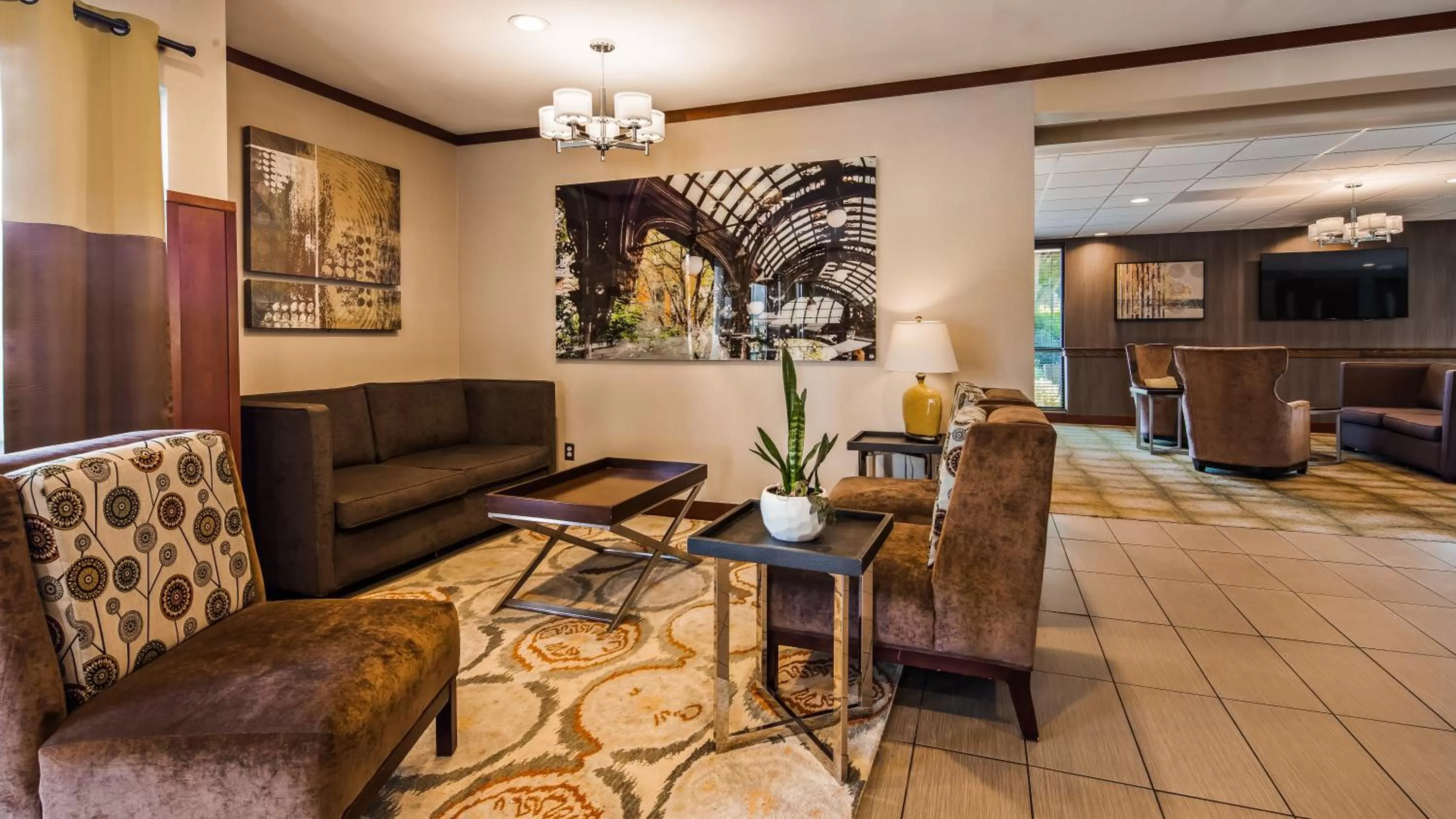 Lobby or reception in Best Western Seattle Airport Hotel