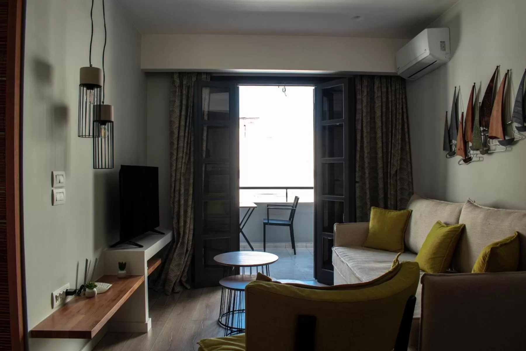 Living room in Ikaros Art Hotel