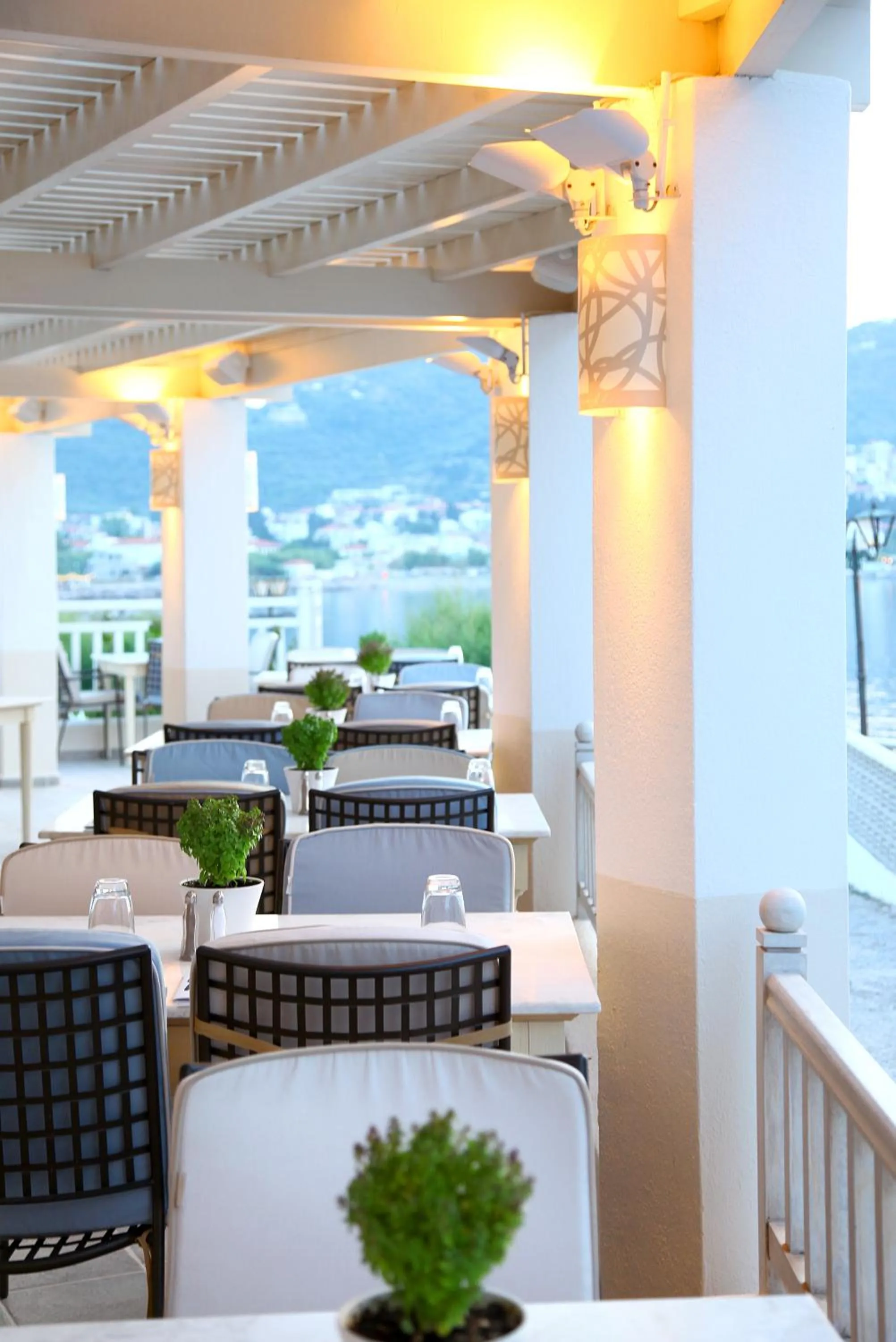 Restaurant/places to eat in Skopelos Village Hotel
