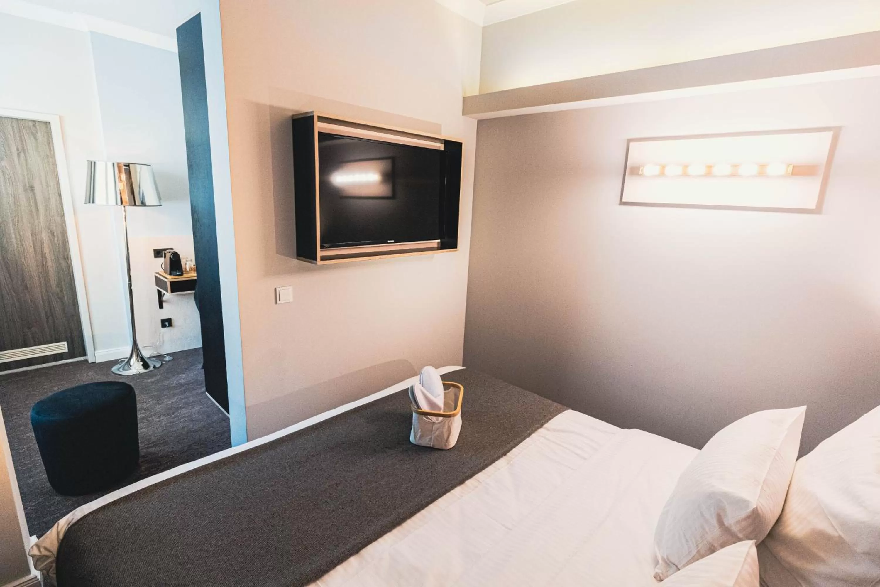 Photo of the whole room, Bed in MountainPark | Event- und Tagungshotel