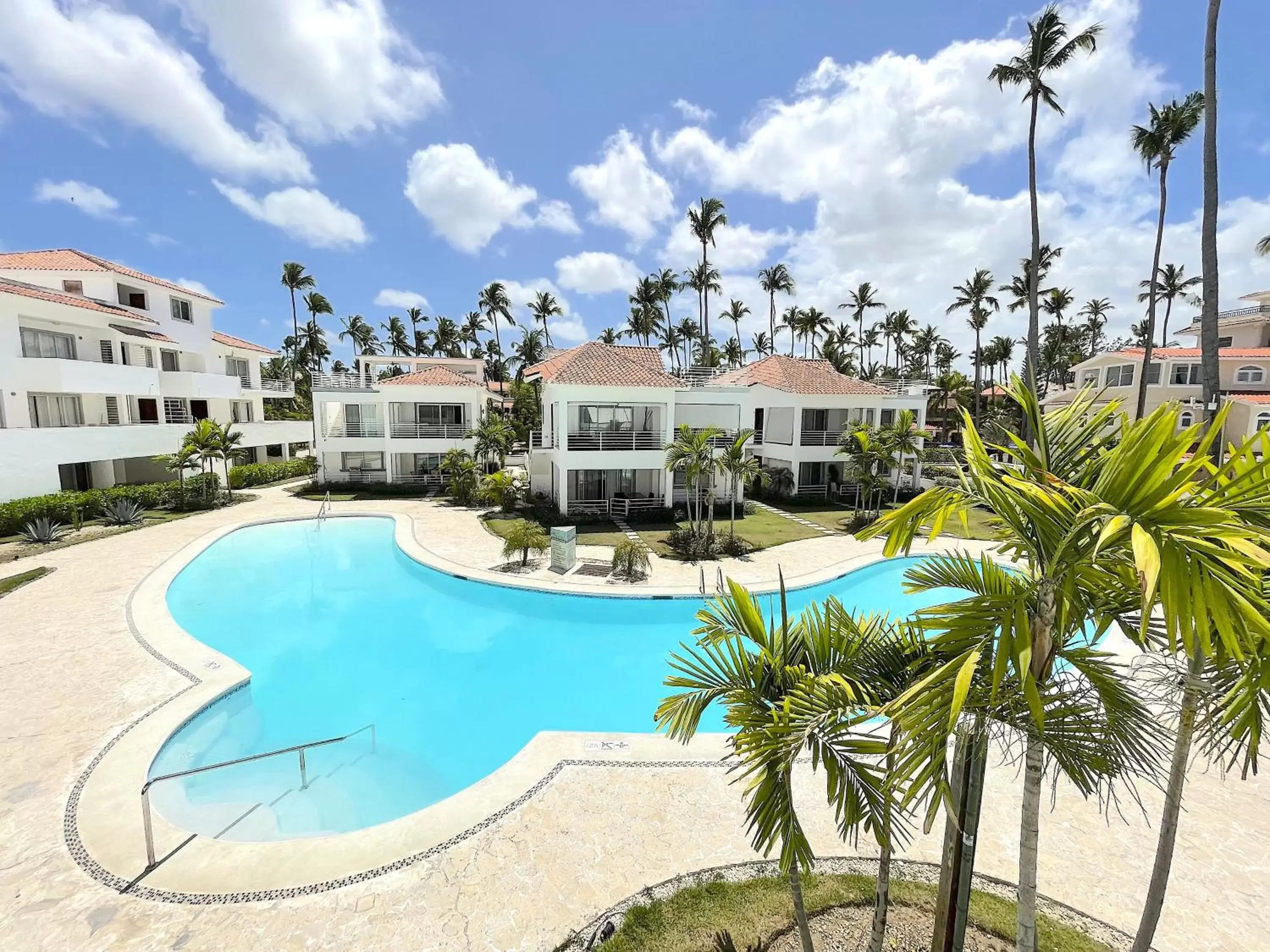 Apartment with Pool View in BEACH Condo-HOTEL with VILLAS & PRIVATE Apartments WIFI BBQ Beach CLUB & SPA Apartment with Pool View in BEACH Condo-HOTEL with VILLAS & PRIVATE Apartments WIFI BBQ Beach CLUB & SPA