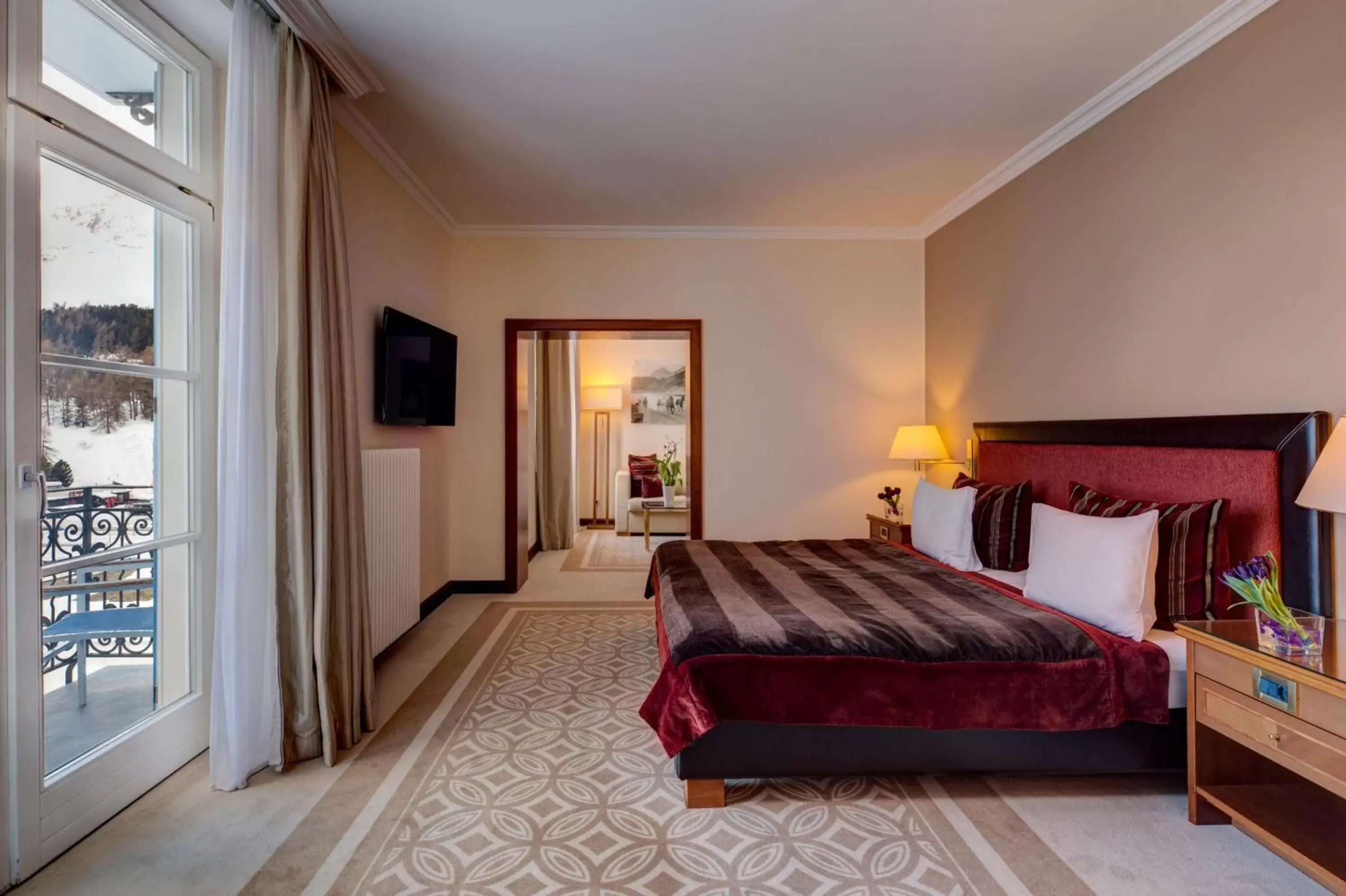 Classic Junior Suite in Grand Hotel des Bains Kempinski Classic Junior Suite in Grand Hotel des Bains Kempinski