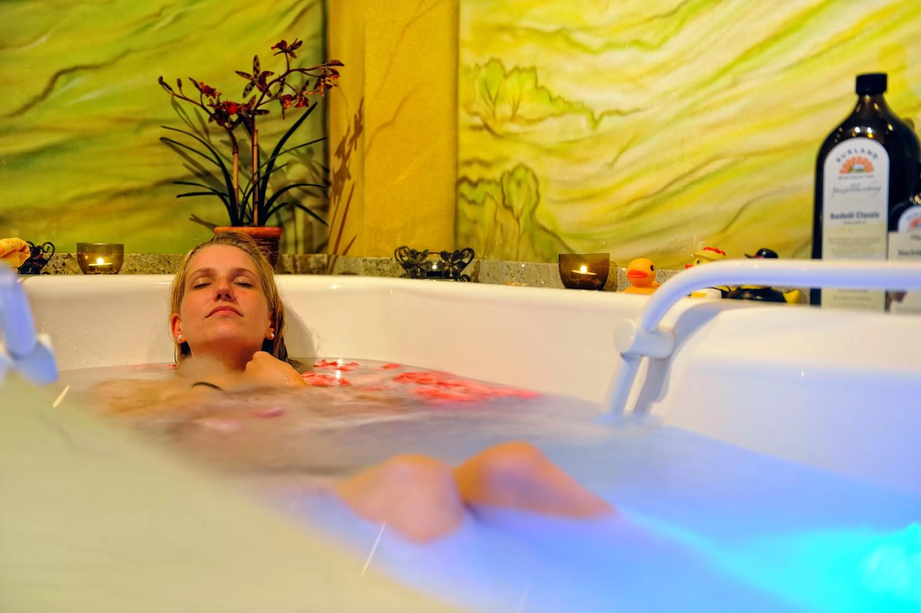 Hot Tub in Landhotel Talblick