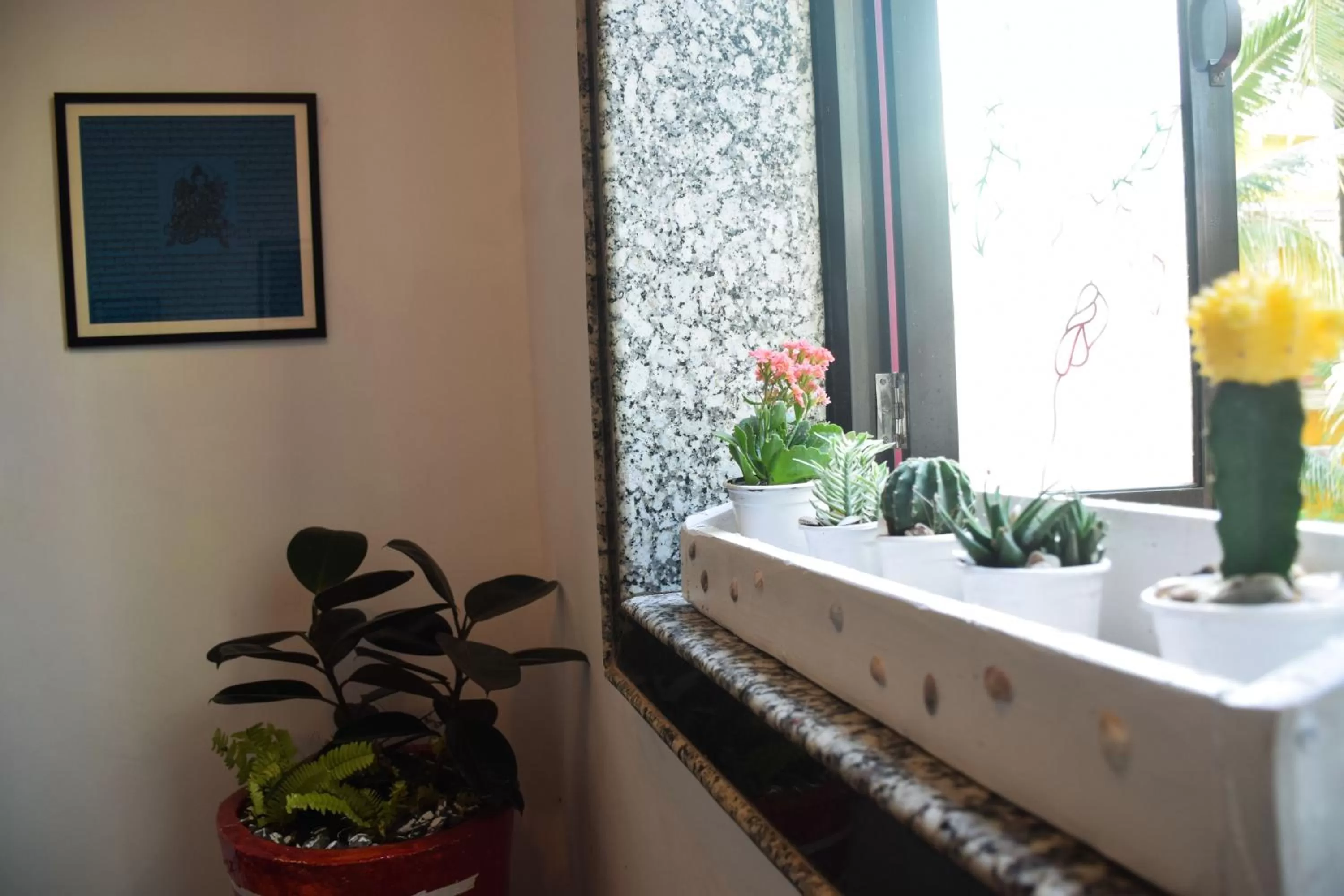 Decorative detail in LaligurasVilla Beachside Escape - 100m to Beach