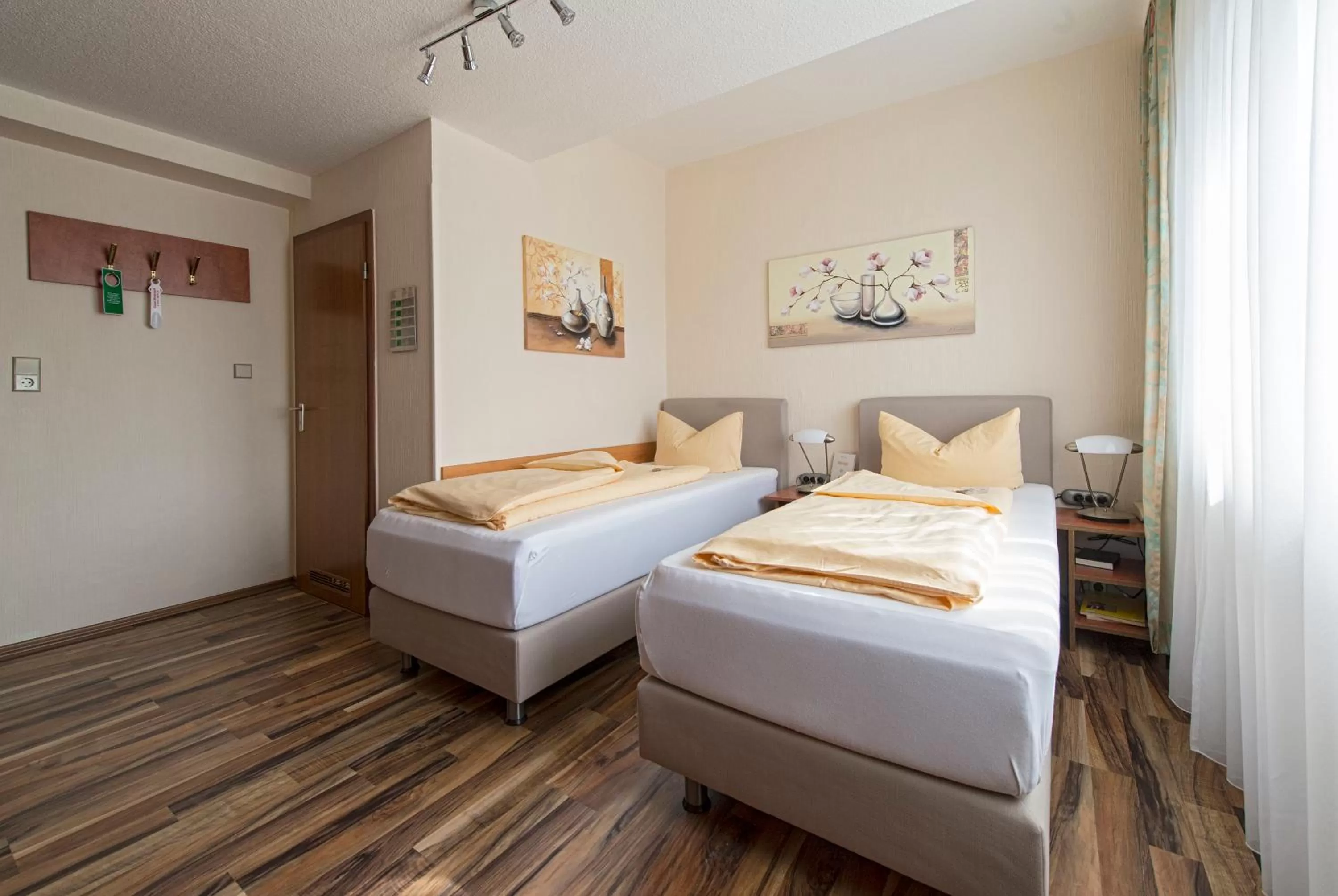 Photo of the whole room, Bed in Hotel Monopol