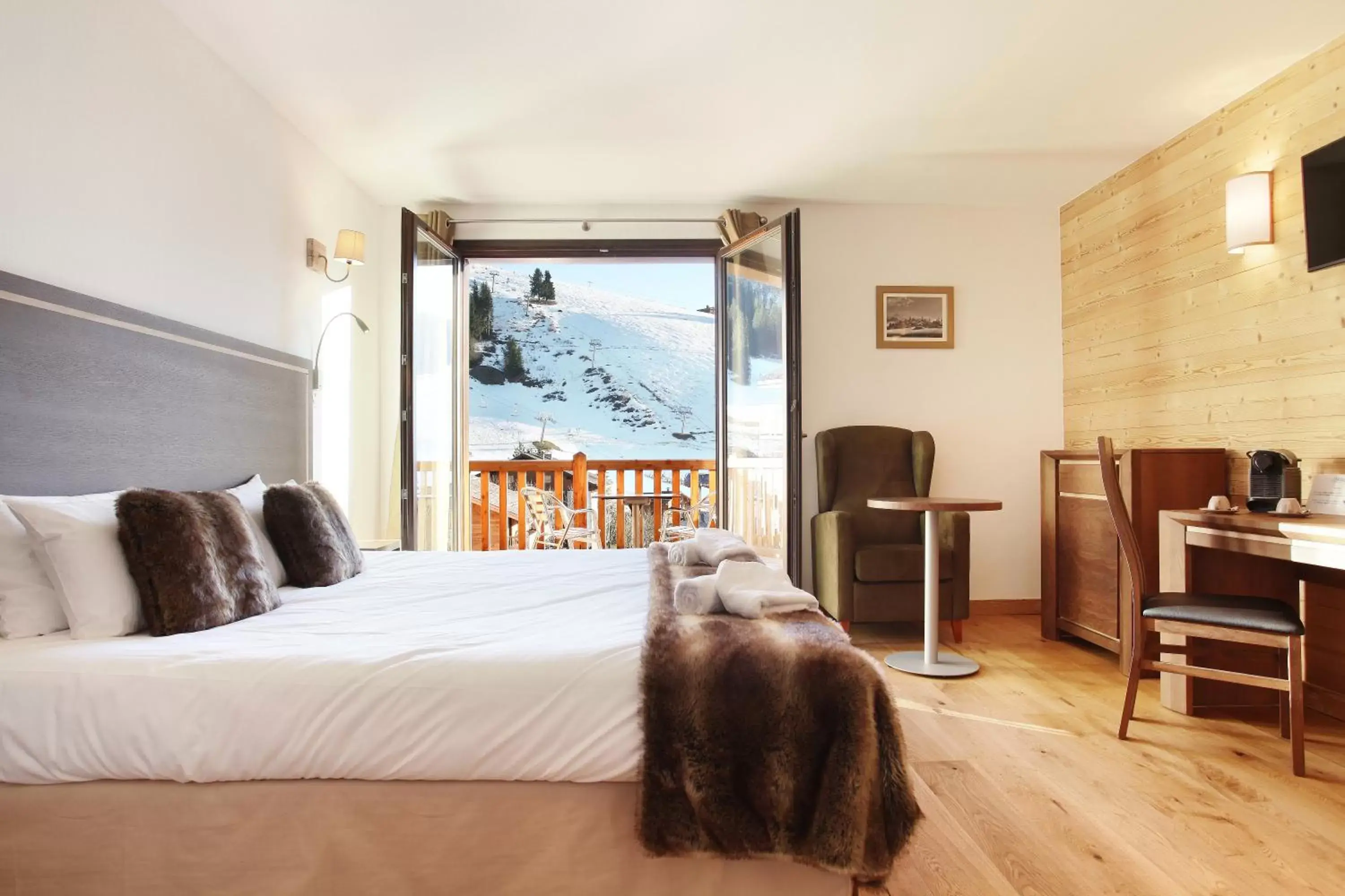 Standard Double Room - single occupancy in Hôtel et Spa Le Chamois by Odalys Standard Double Room - single occupancy in Hôtel et Spa Le Chamois by Odalys