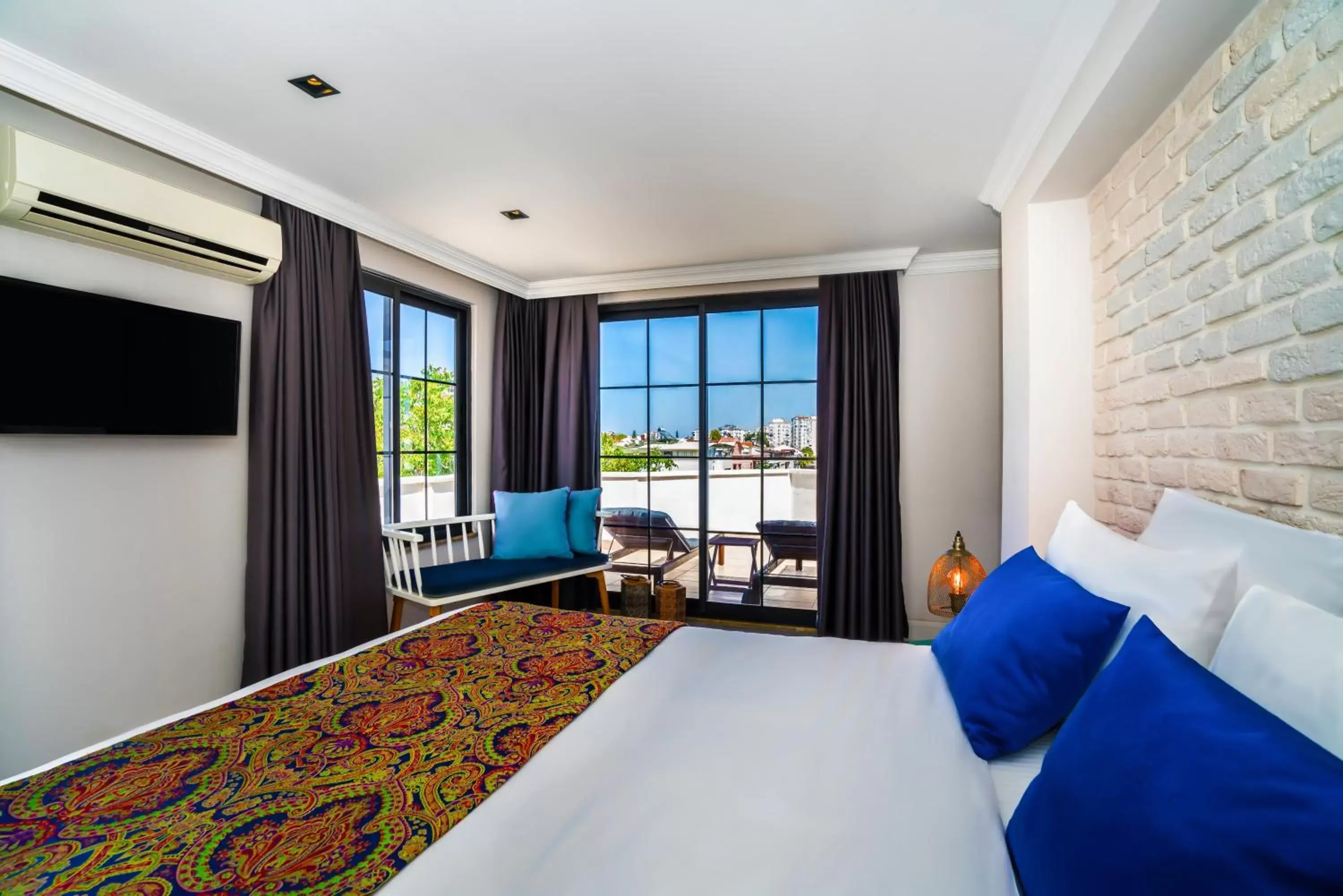 King Suite (1+1) in Azuu Boutique Hotel King Suite (1+1) in Azuu Boutique Hotel