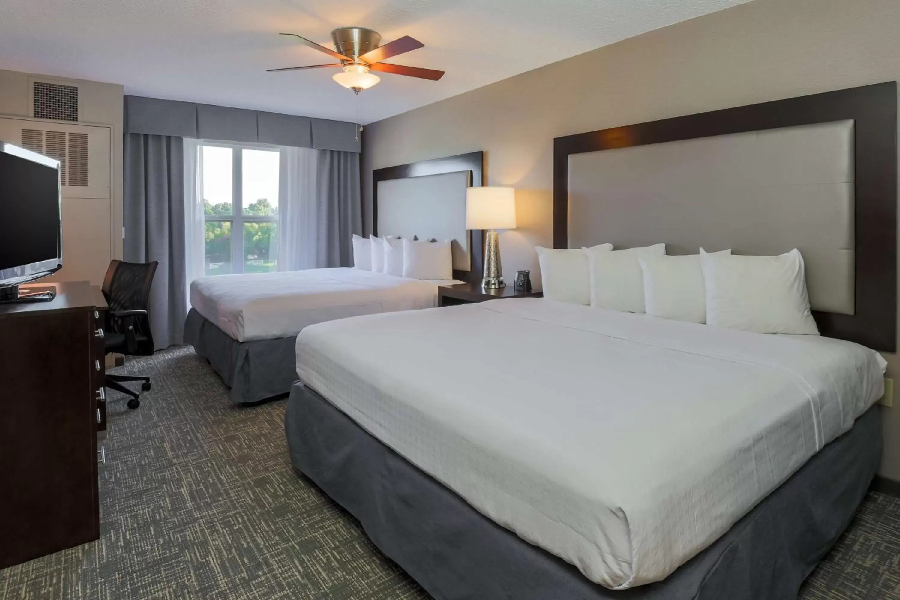 Two-Bedroom Suite in Homewood Suites by Hilton Southwind - Hacks Cross Two-Bedroom Suite in Homewood Suites by Hilton Southwind - Hacks Cross