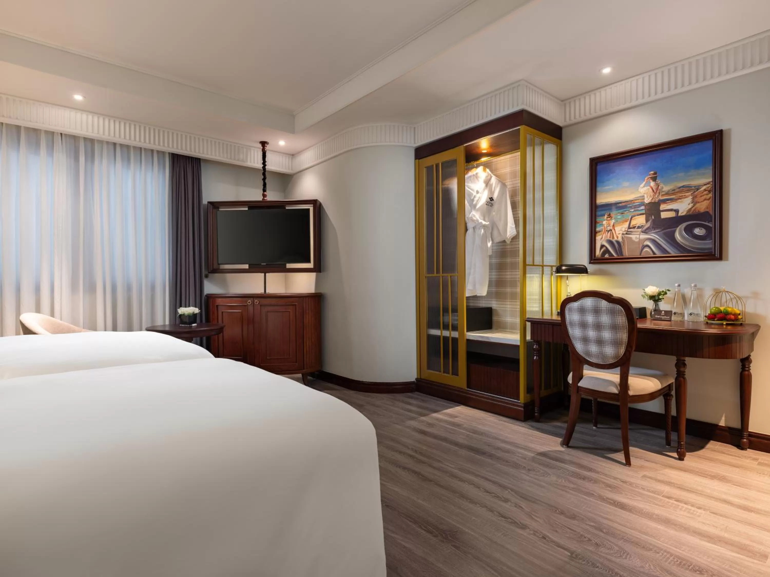 Bedroom, Bed in GRAND HOTEL du LAC Hanoi