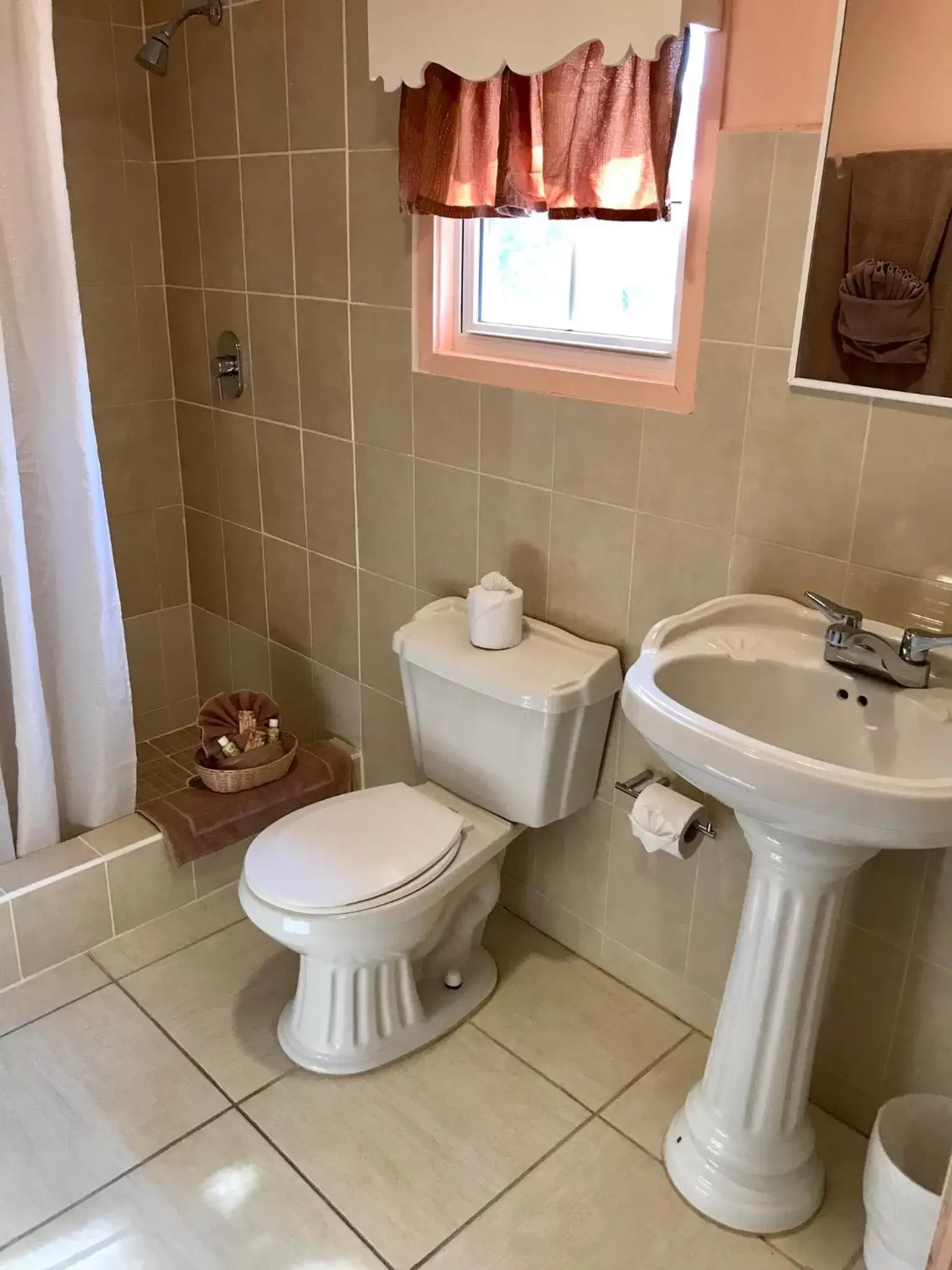 Double Room with Two Beds in Tropical Paradise Double Room with Two Beds in Tropical Paradise