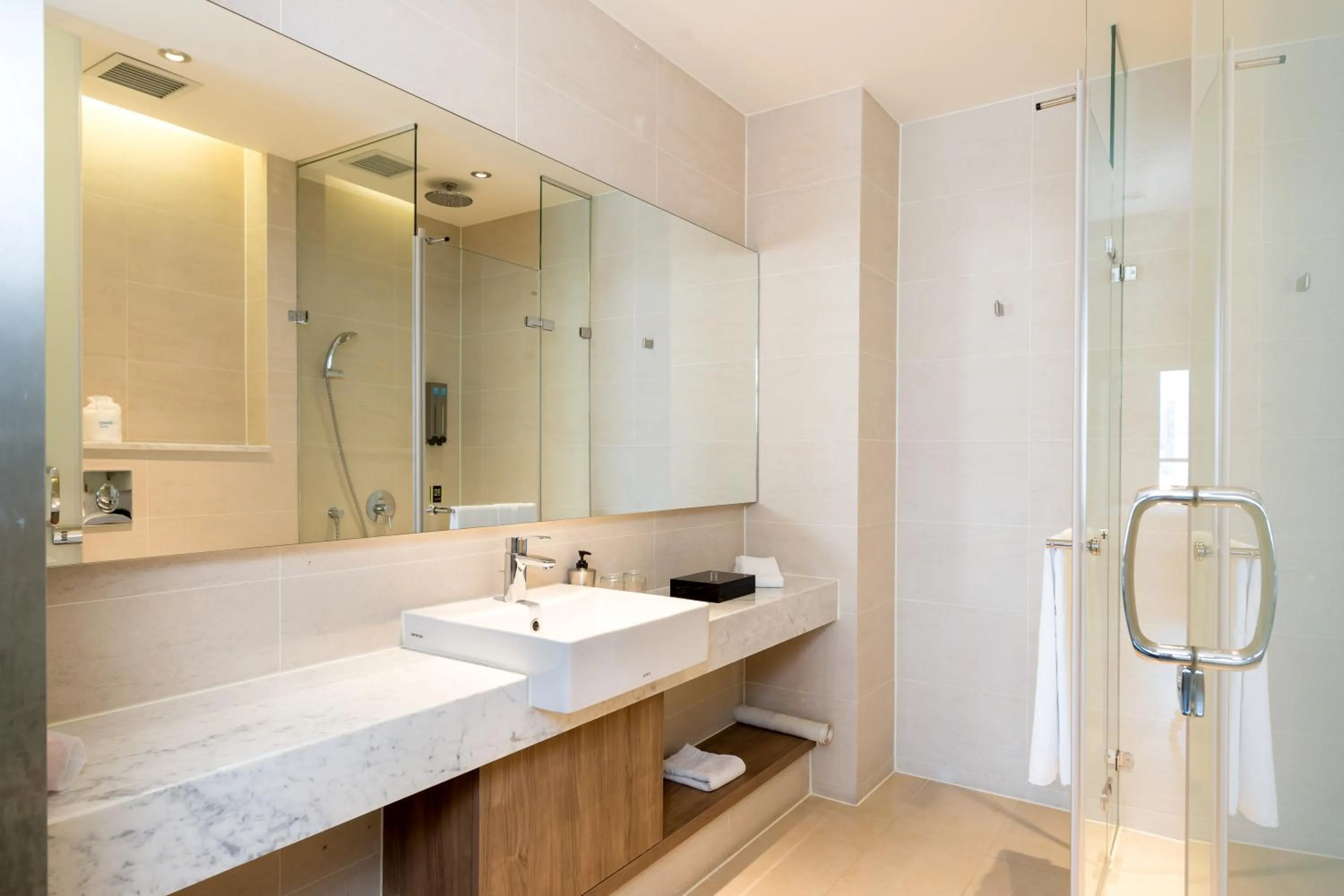 Bathroom in Just Sleep Hualien ZhongZheng