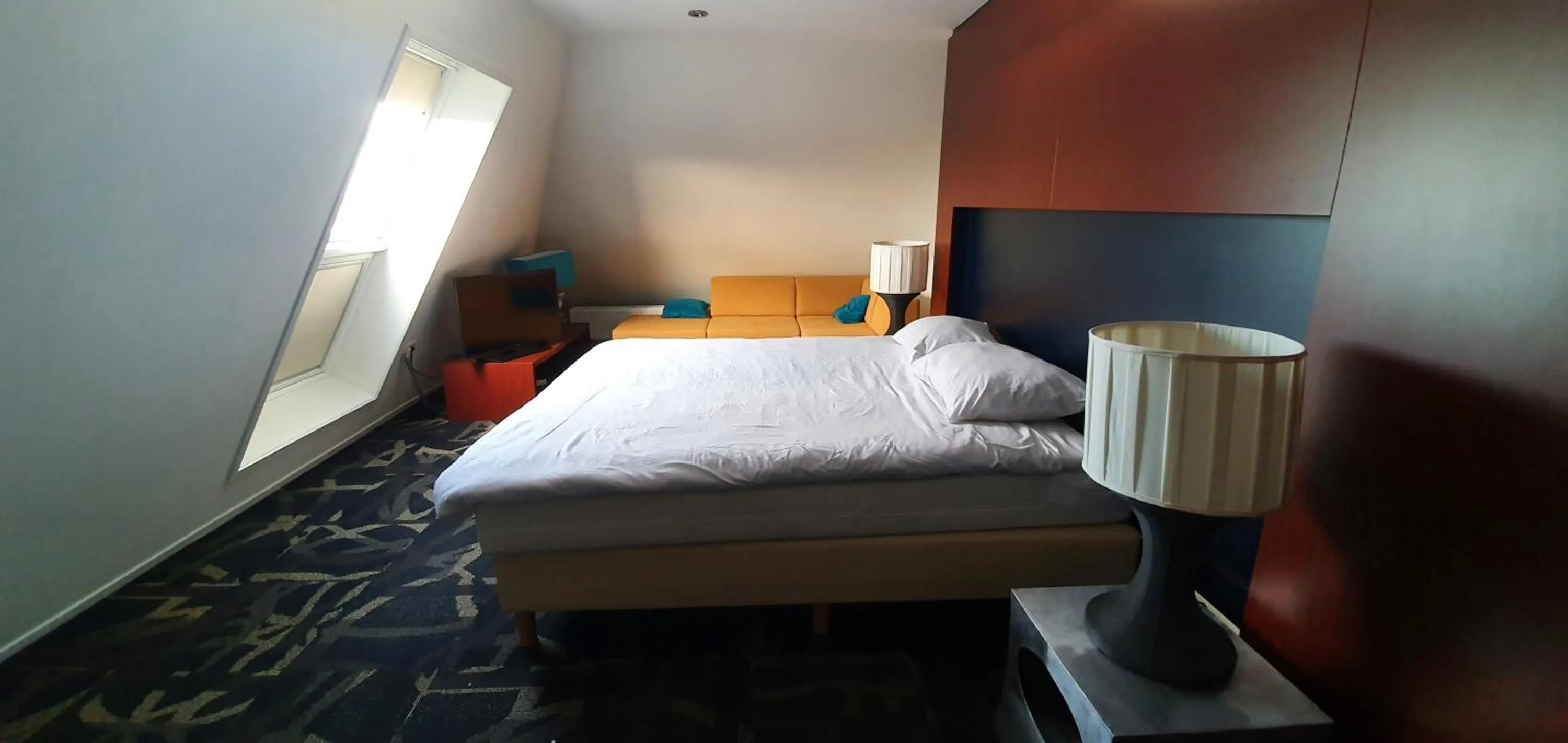 Bed in Fletcher Stadshotel Den Haag