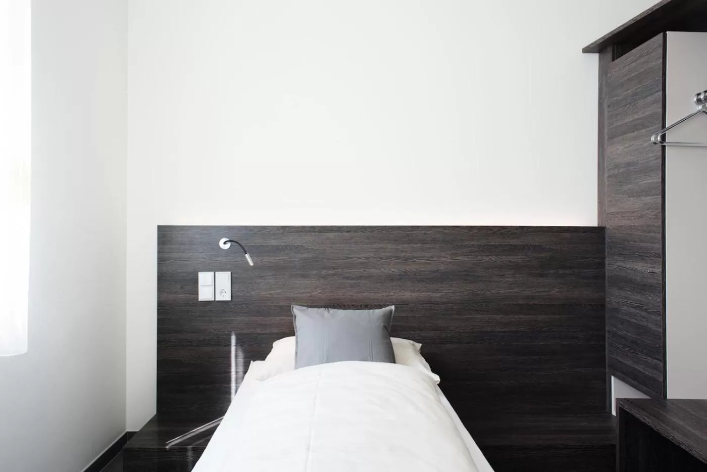 Decorative detail, Bed in eee Hotel Traun