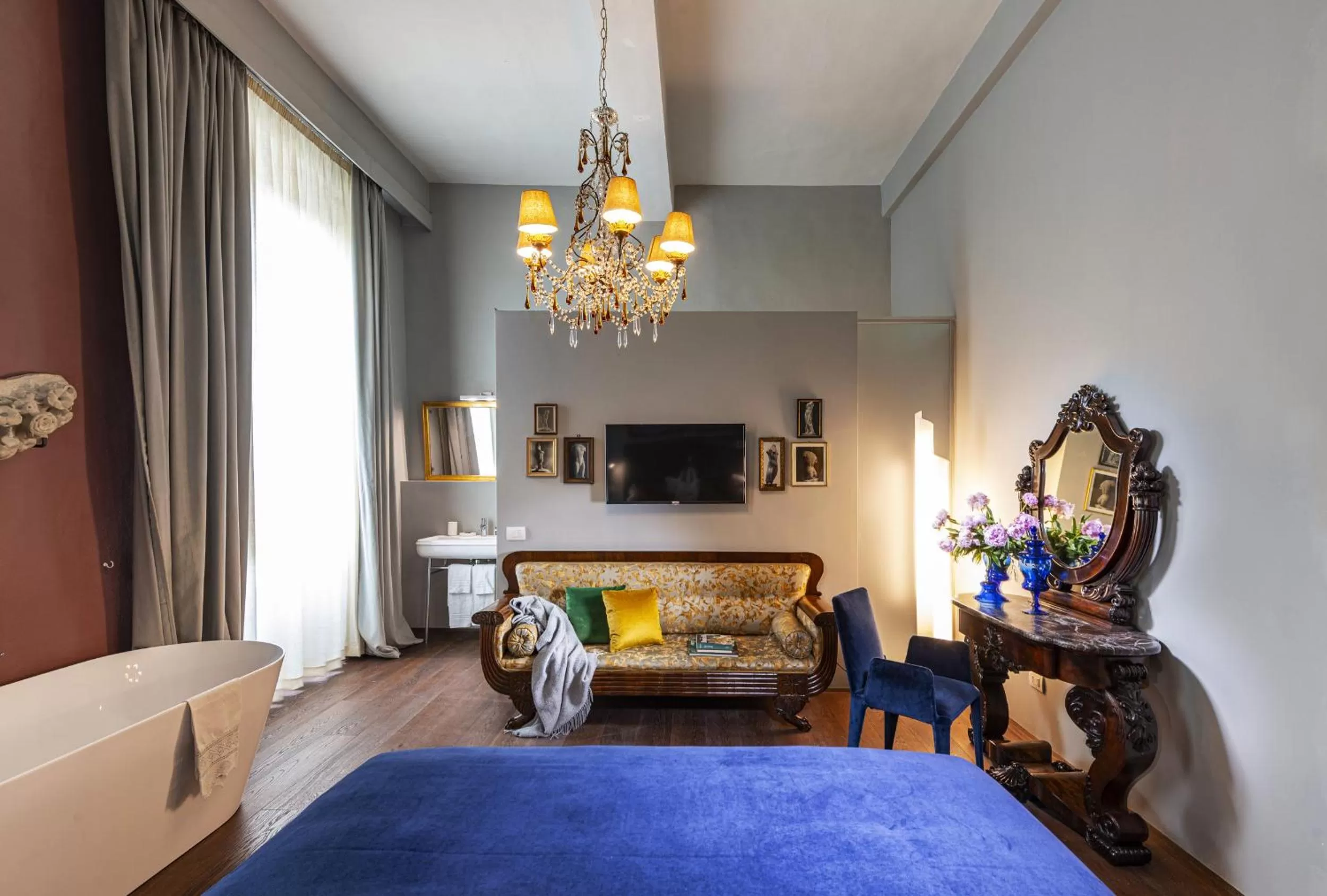 Bedroom, Bed in Casa Botticelli