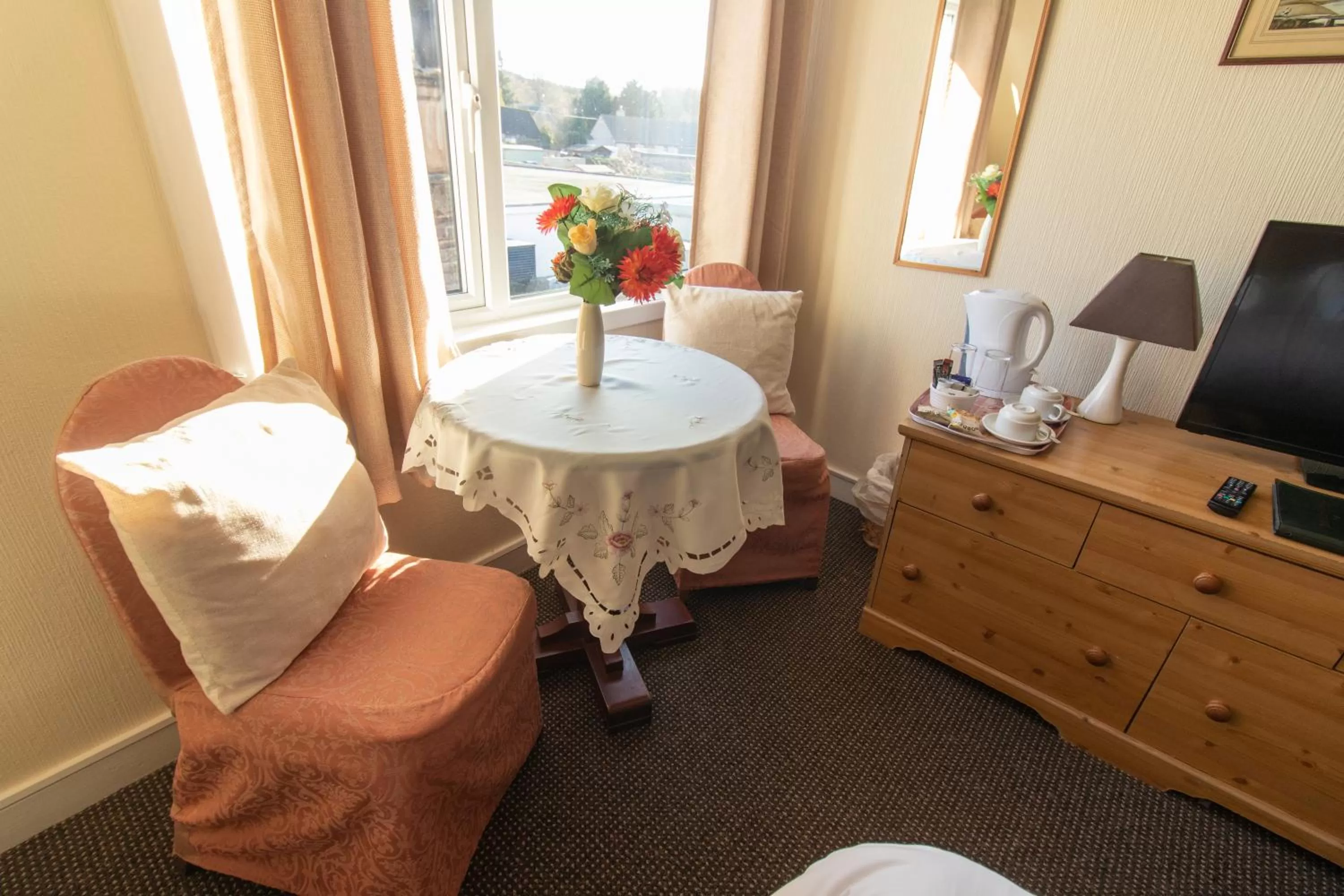 Coffee/tea facilities in Auld Cross Keys Inn