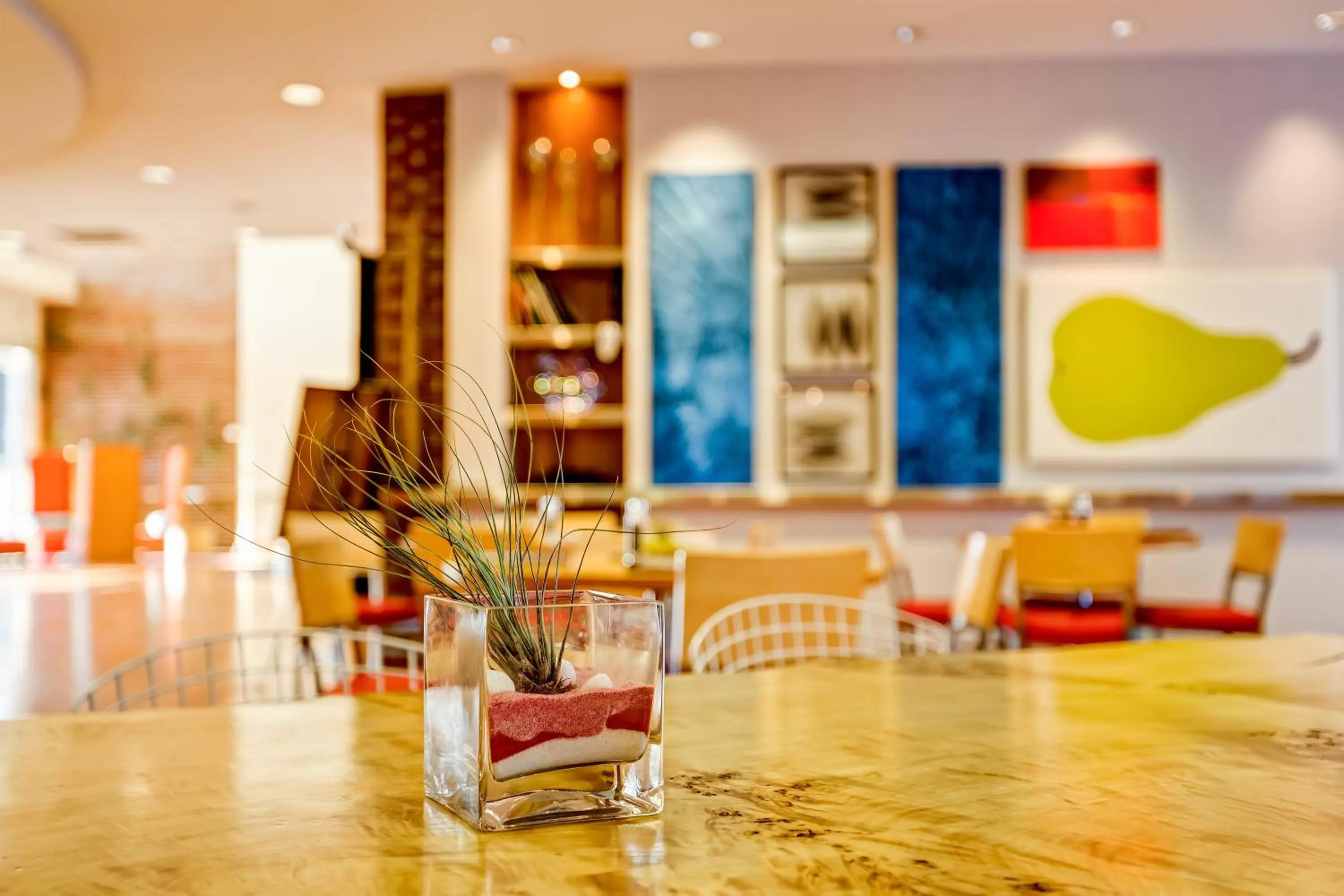 Restaurant/places to eat in Hotel Indigo Columbus Architectural Center by IHG