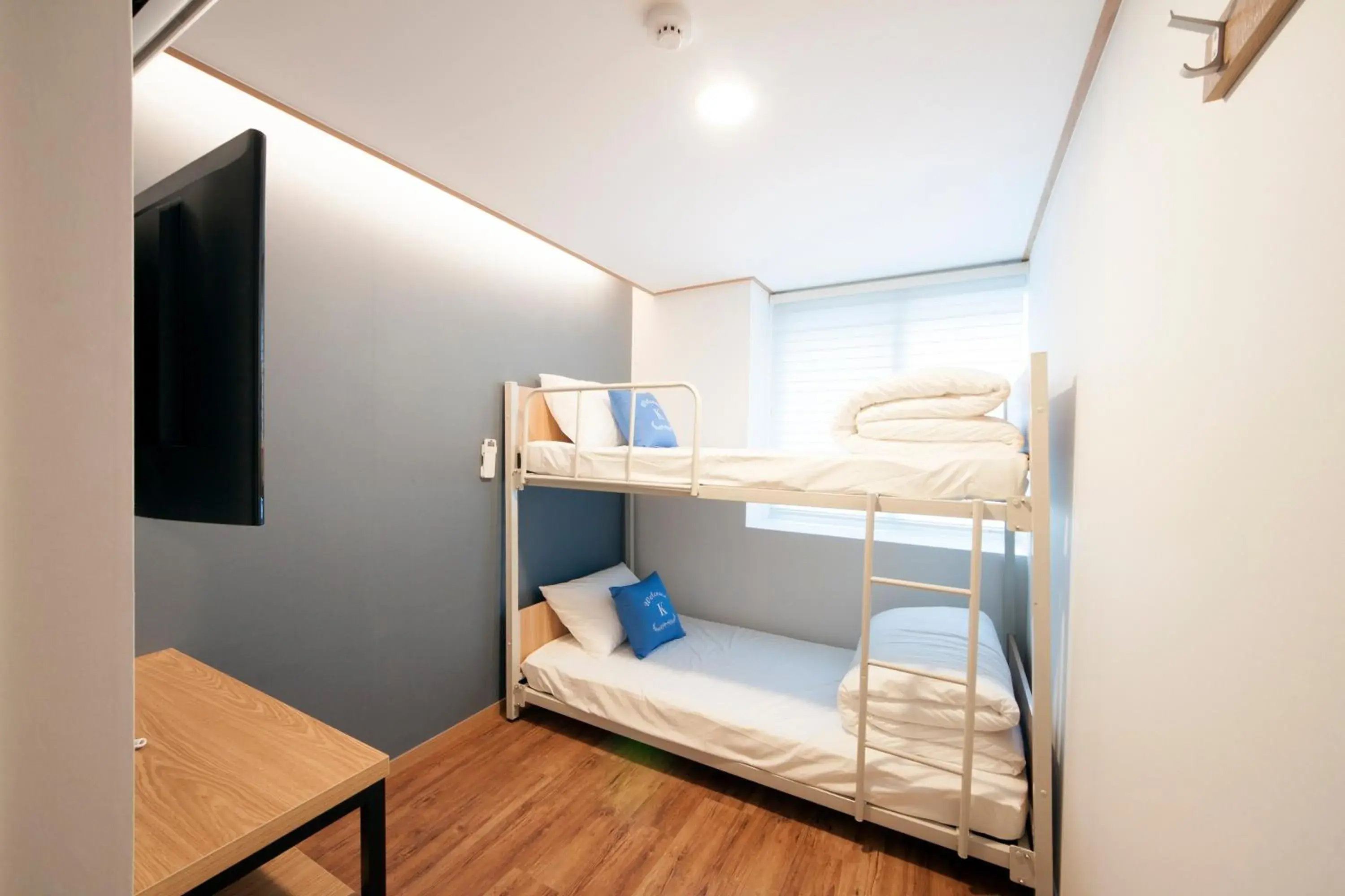 Economy Twin Room with Private Bathroom in MAMA Guesthouse Haeundae Economy Twin Room with Private Bathroom in MAMA Guesthouse Haeundae