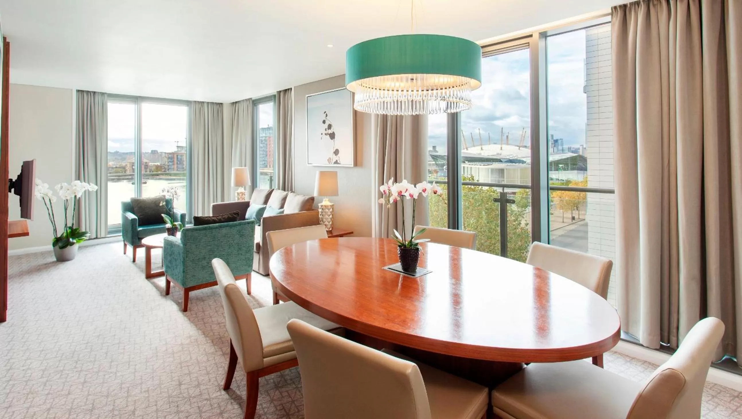 Photo of the whole room in Crowne Plaza London - Docklands by IHG