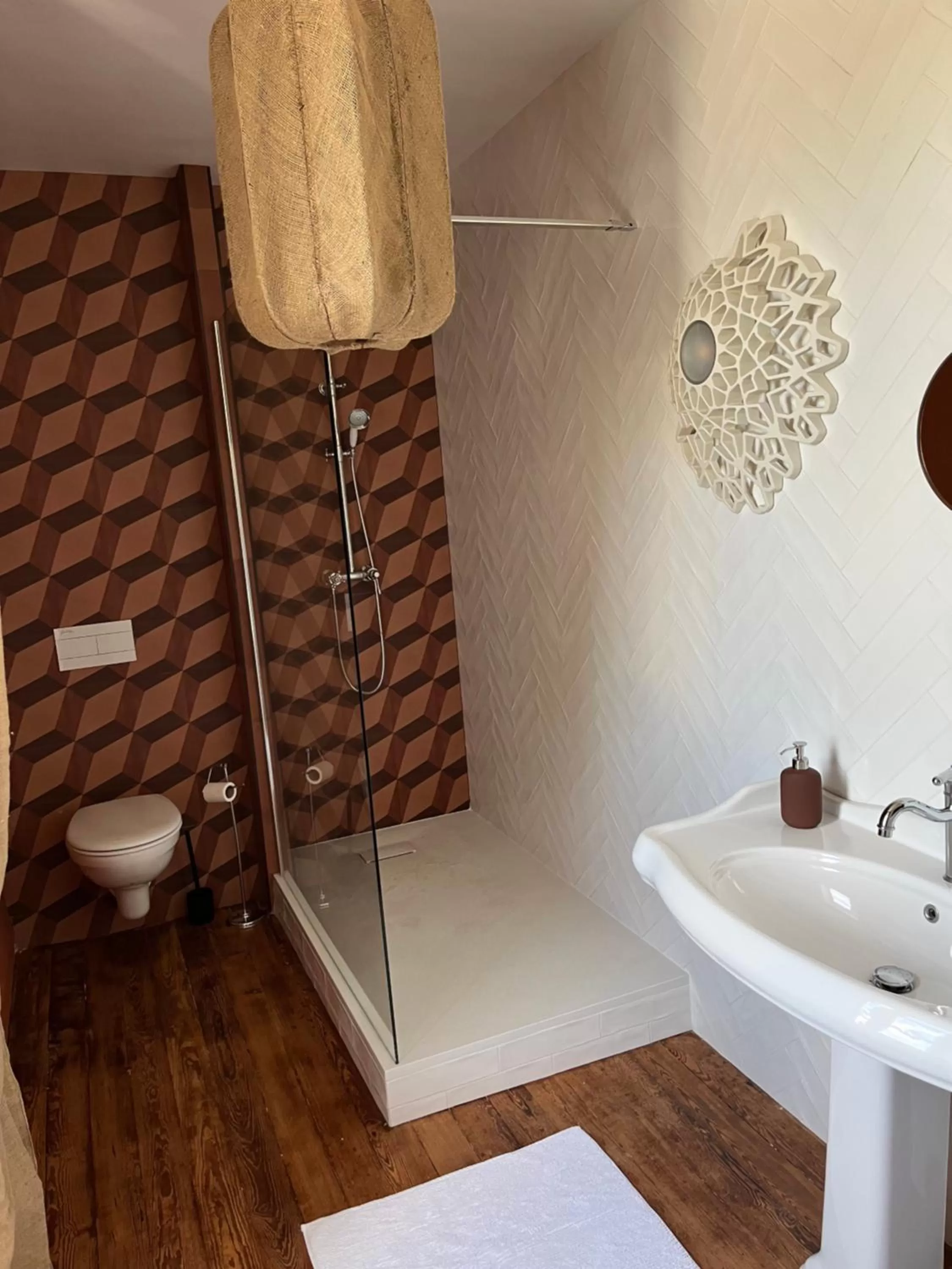 Bathroom in la_grande_guerais