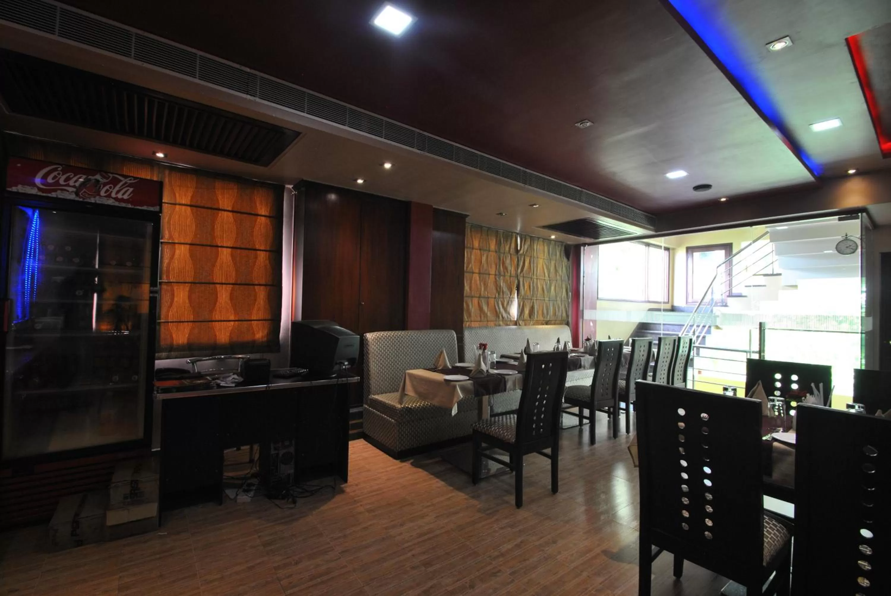 Restaurant/places to eat in Hotel Heritage Inn at Assi Ghat