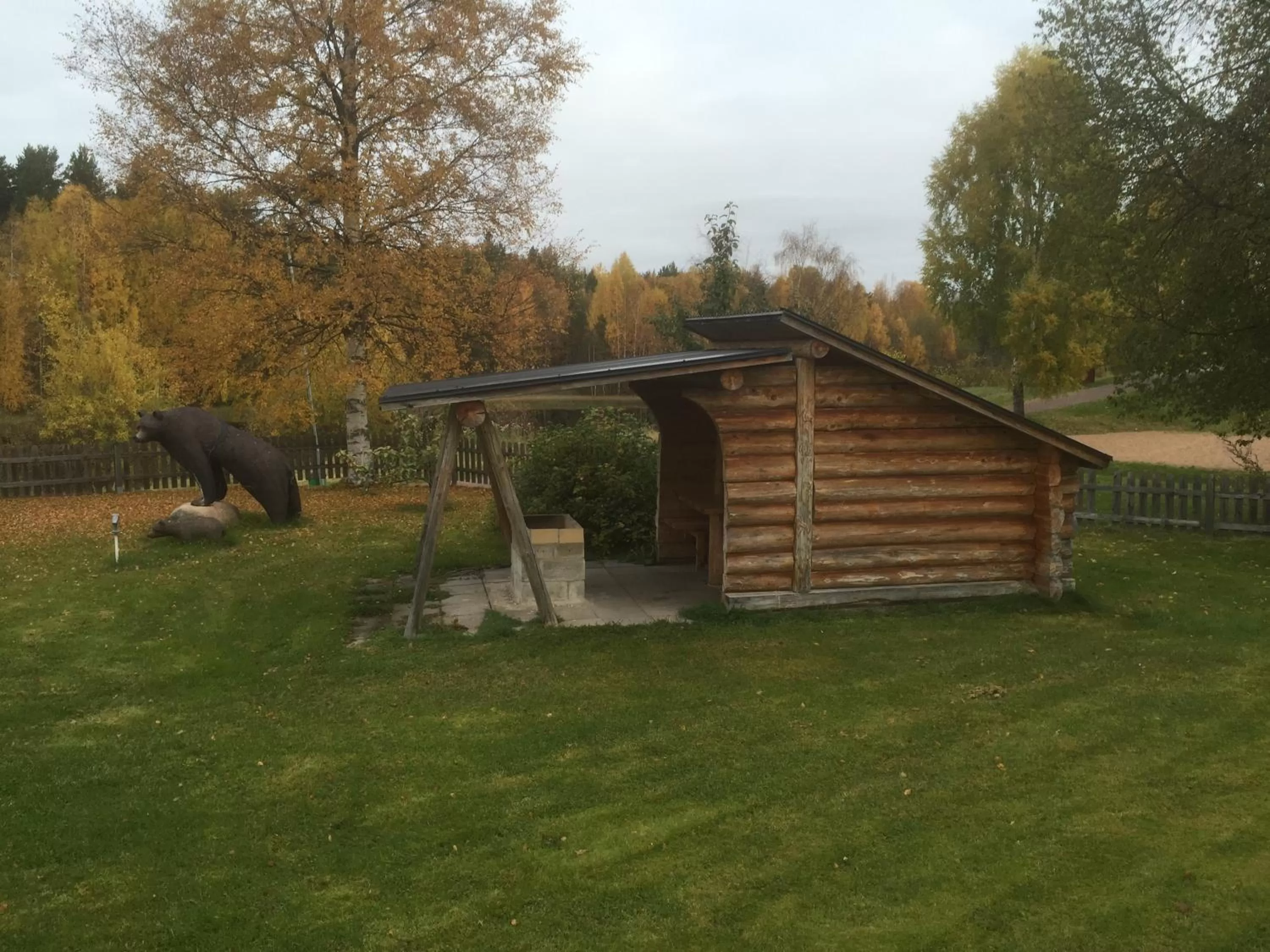 BBQ facilities, Garden in Hotell Strandvillan B&B
