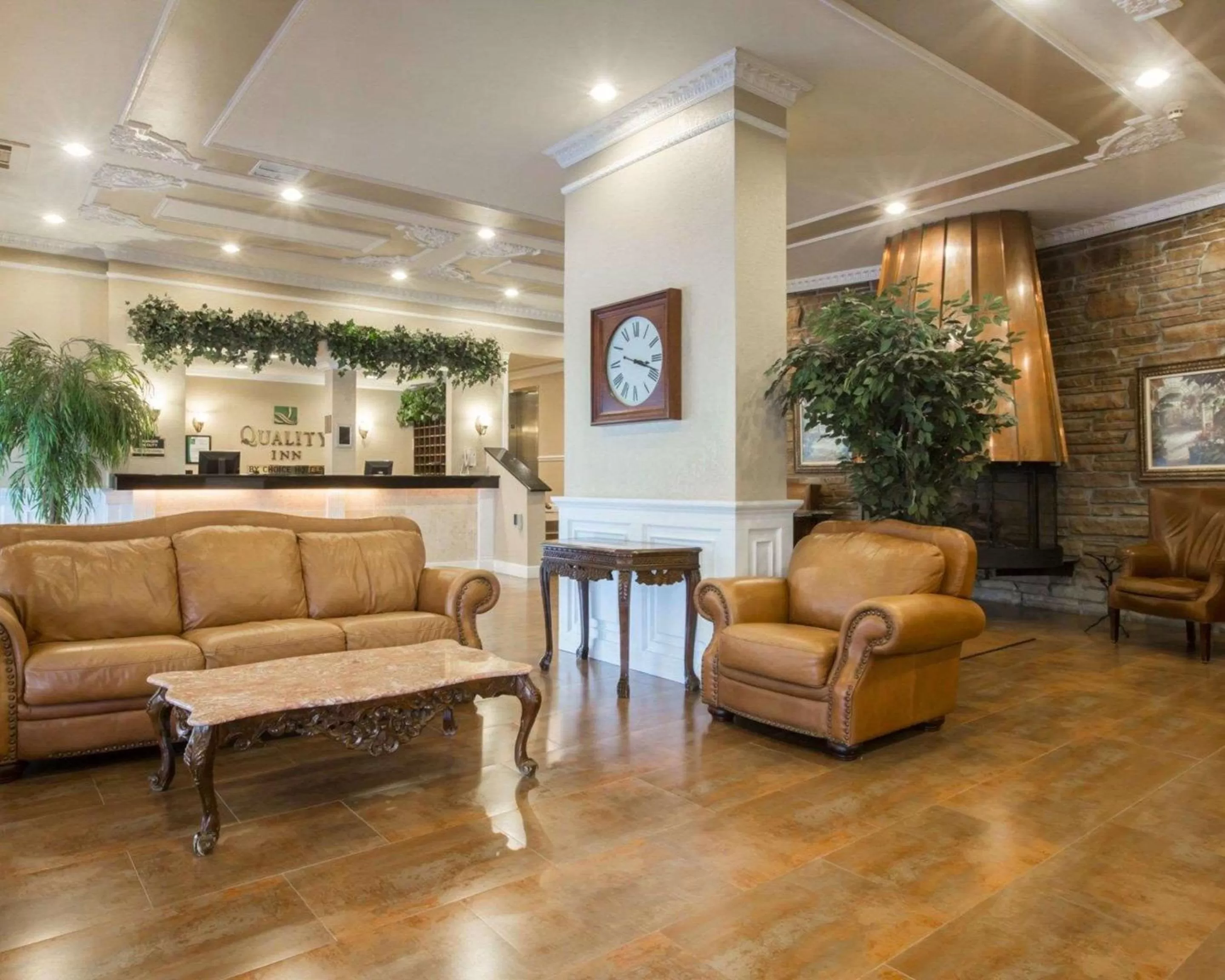 Lobby or reception in St Lawrence hotel