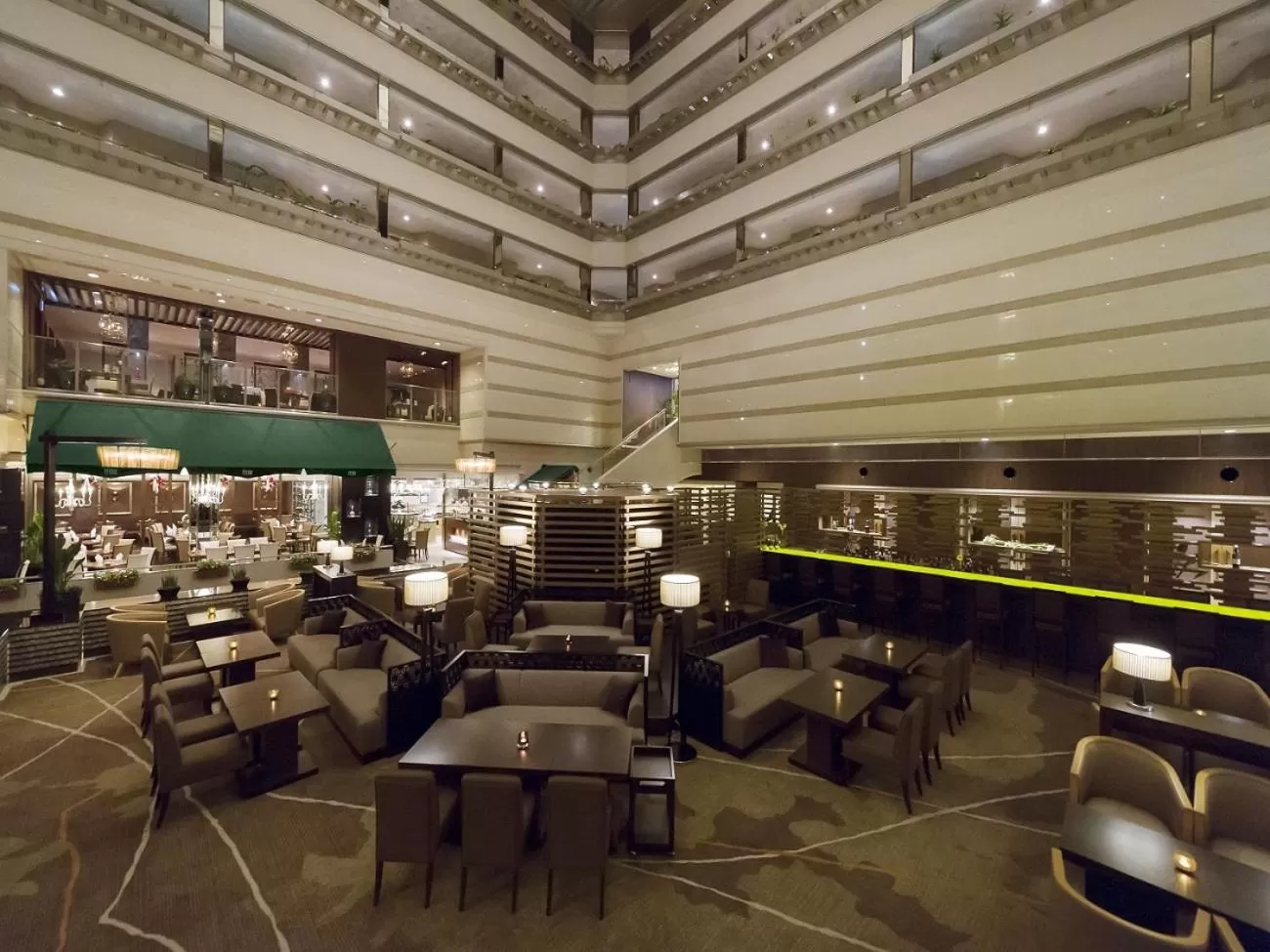 Restaurant/places to eat in Kyoto Brighton Hotel