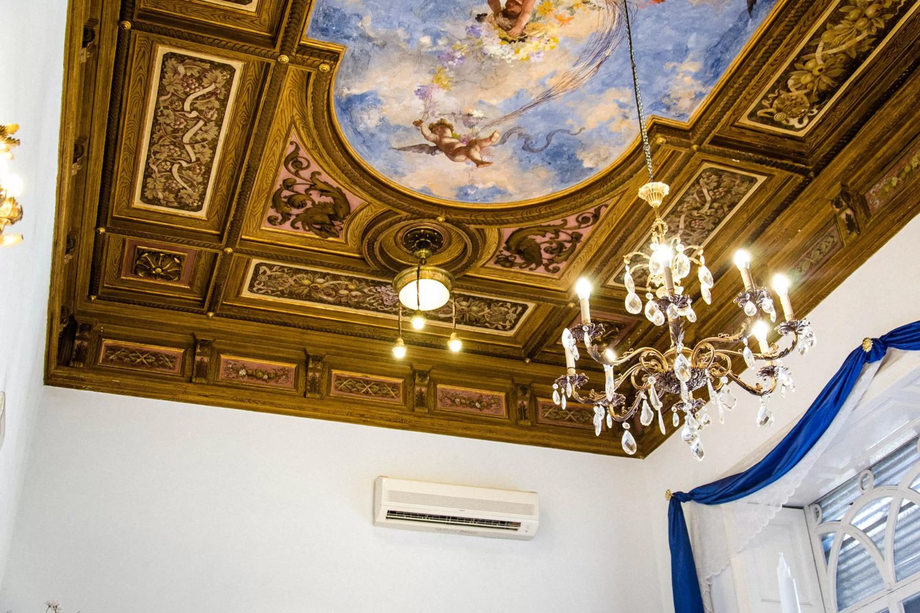 Decorative detail in Antica Dimora Caruso