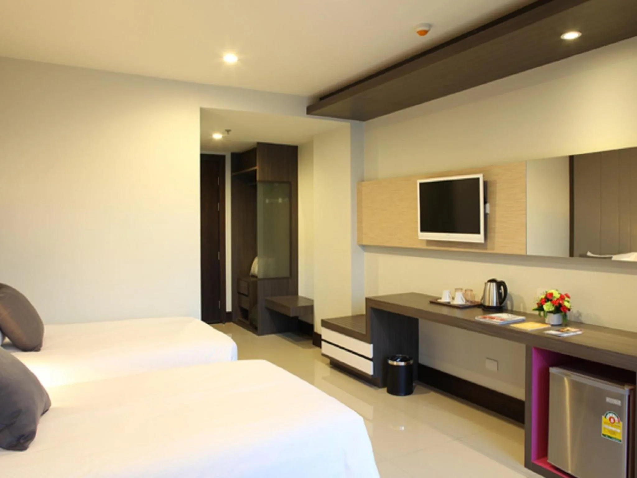 Twin Room in Crystal Suites Suvarnbhumi Airport