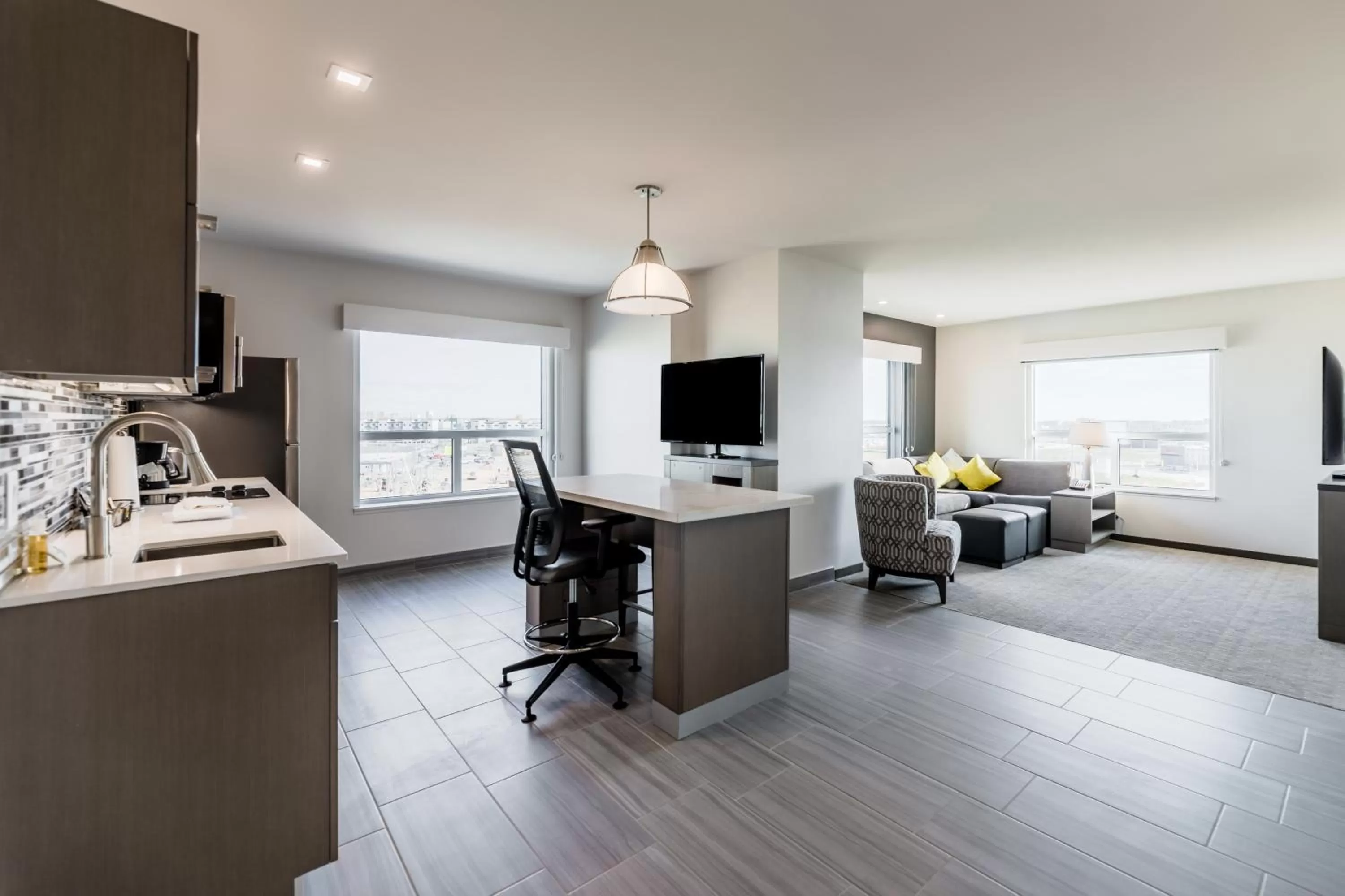 TV and multimedia in Hyatt House Winnipeg South Outlet Collection