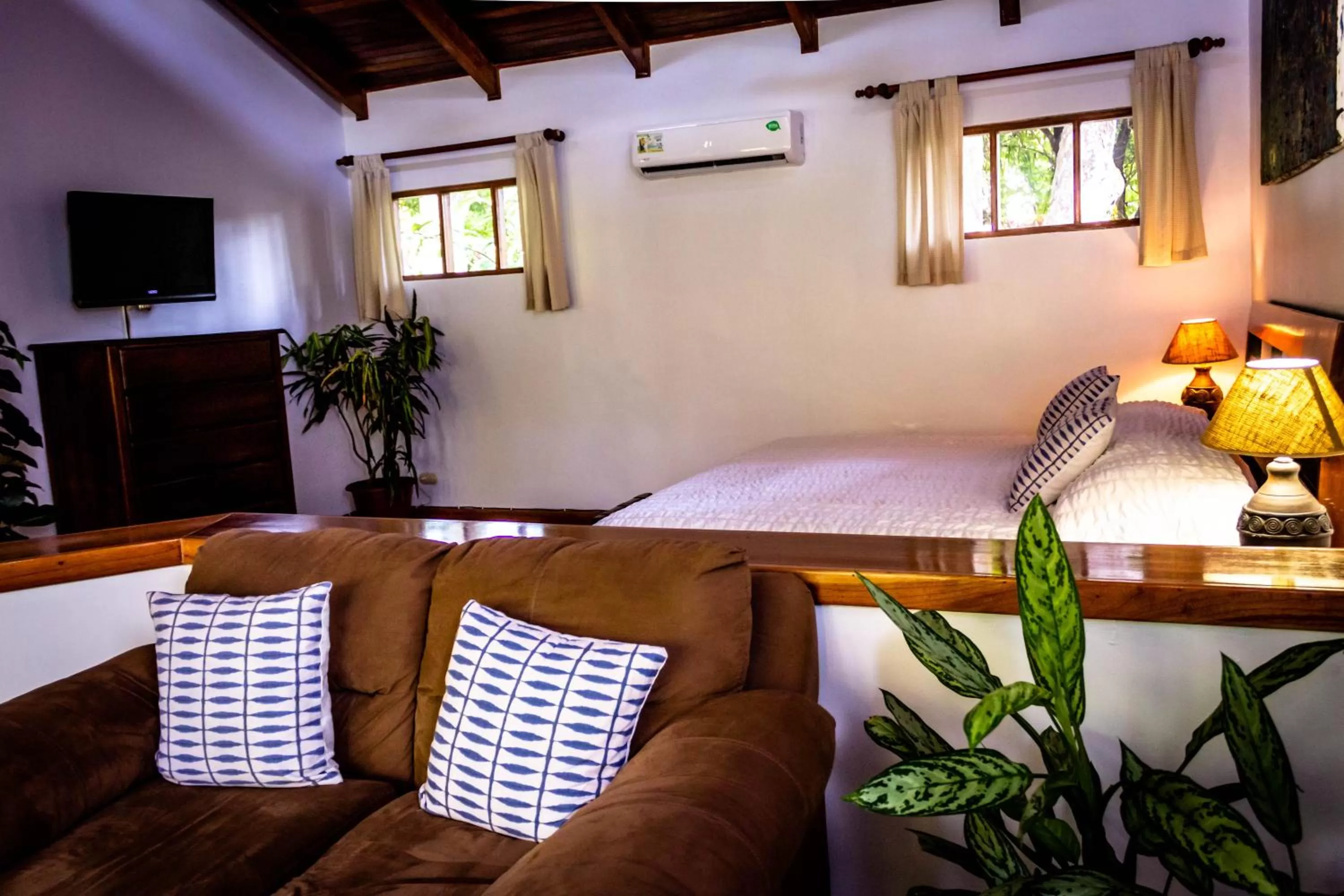 Bedroom in Jaco Hotel DoceLunas