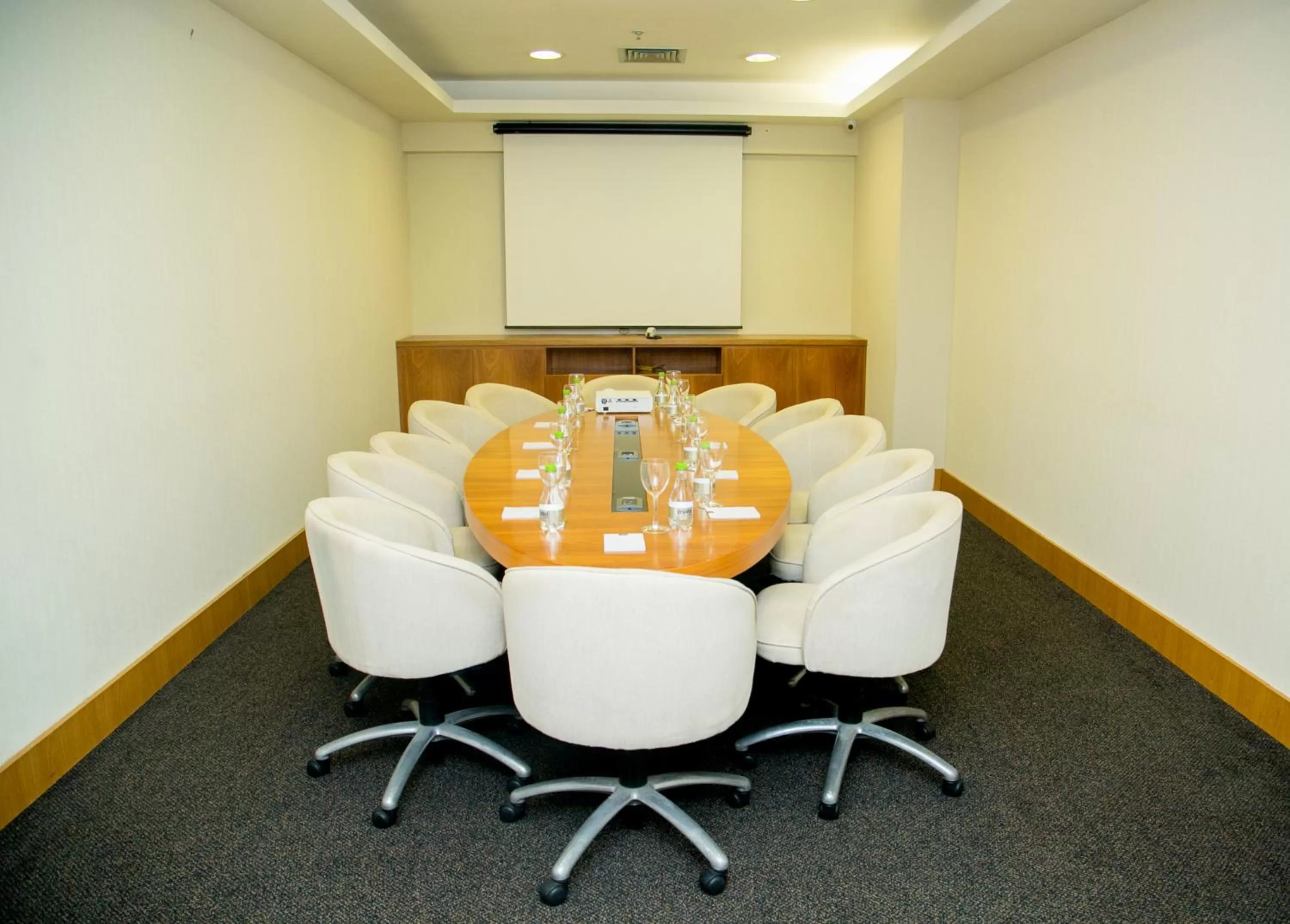 Meeting/conference room in Mercure Macaé