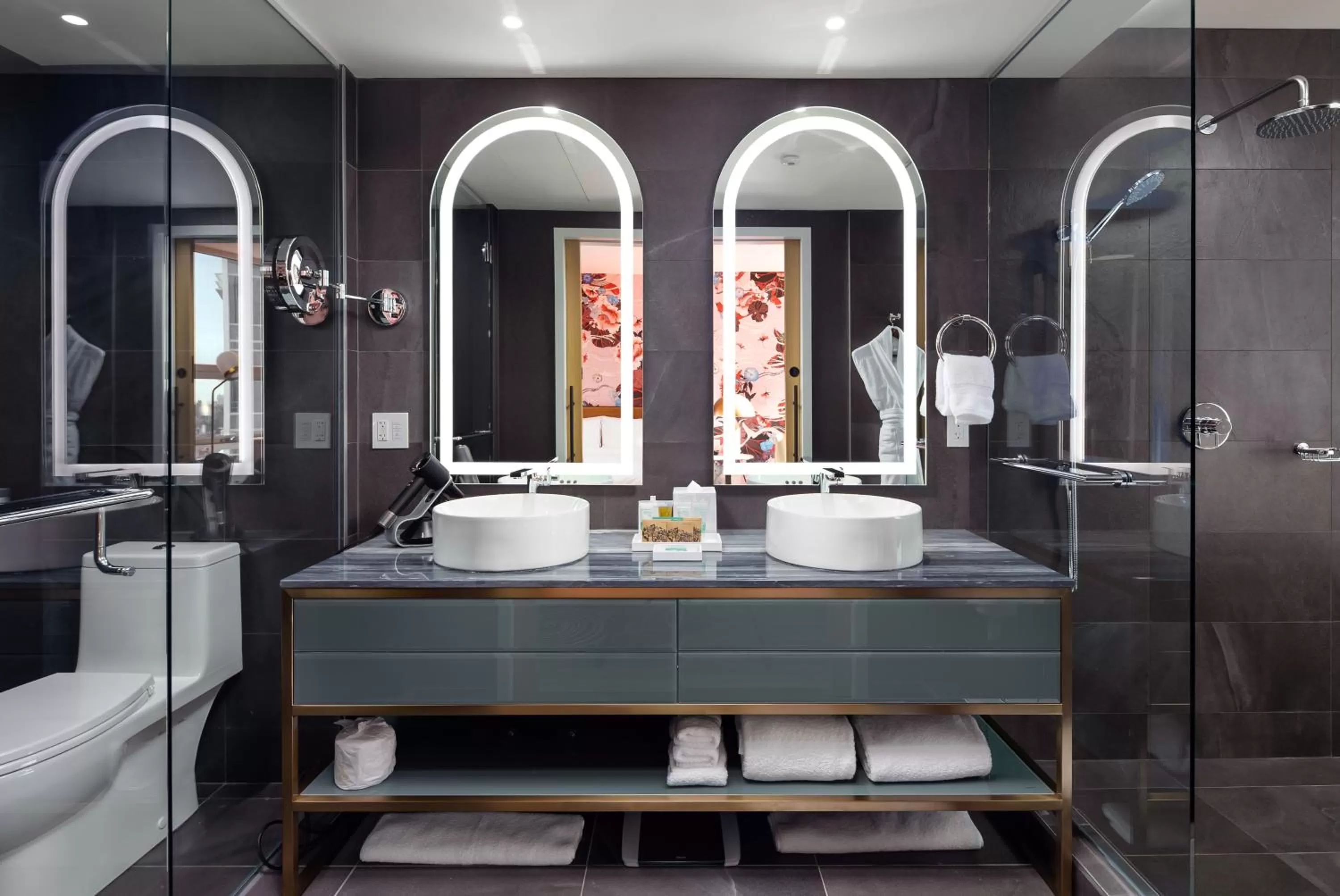 Bathroom in Versante Hotel