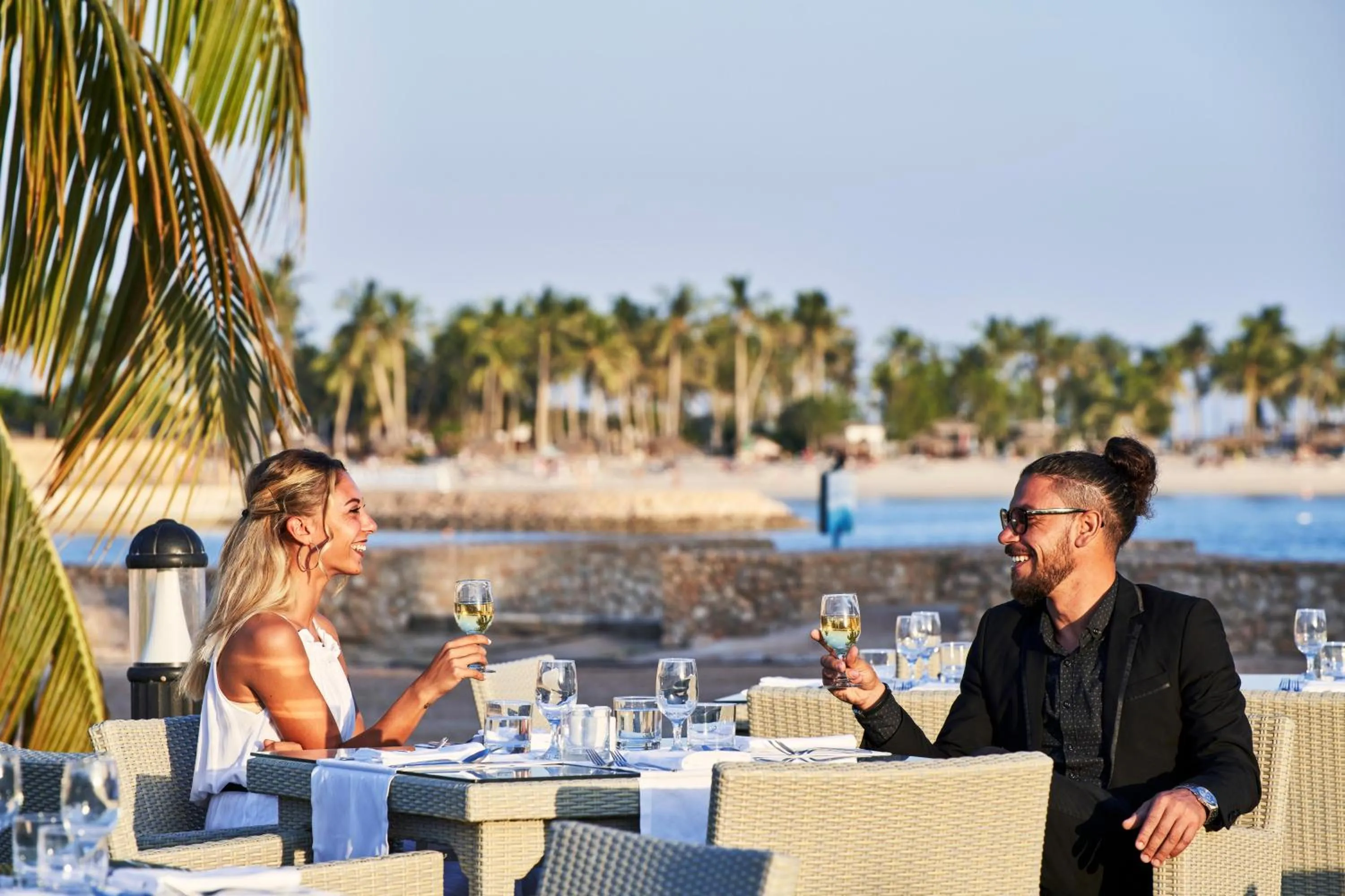 Restaurant/places to eat in Juweira Boutique Hotel Adult only