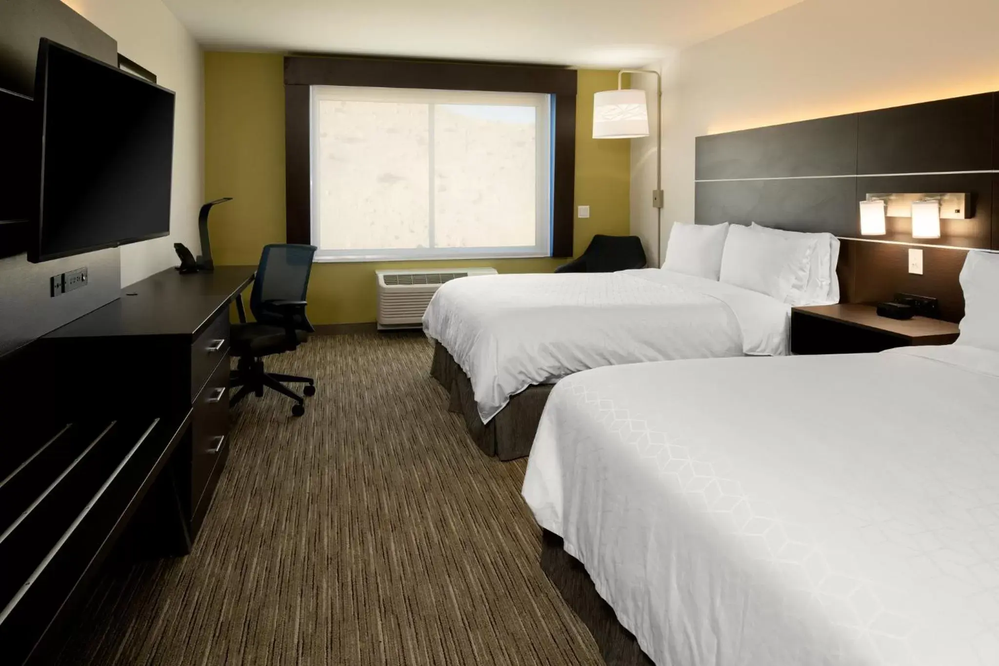 Queen Room with Two Queen Beds - Non-Smoking in Holiday Inn Express & Suites - Bullhead City , an IHG Hotel Queen Room with Two Queen Beds - Non-Smoking in Holiday Inn Express & Suites - Bullhead City , an IHG Hotel