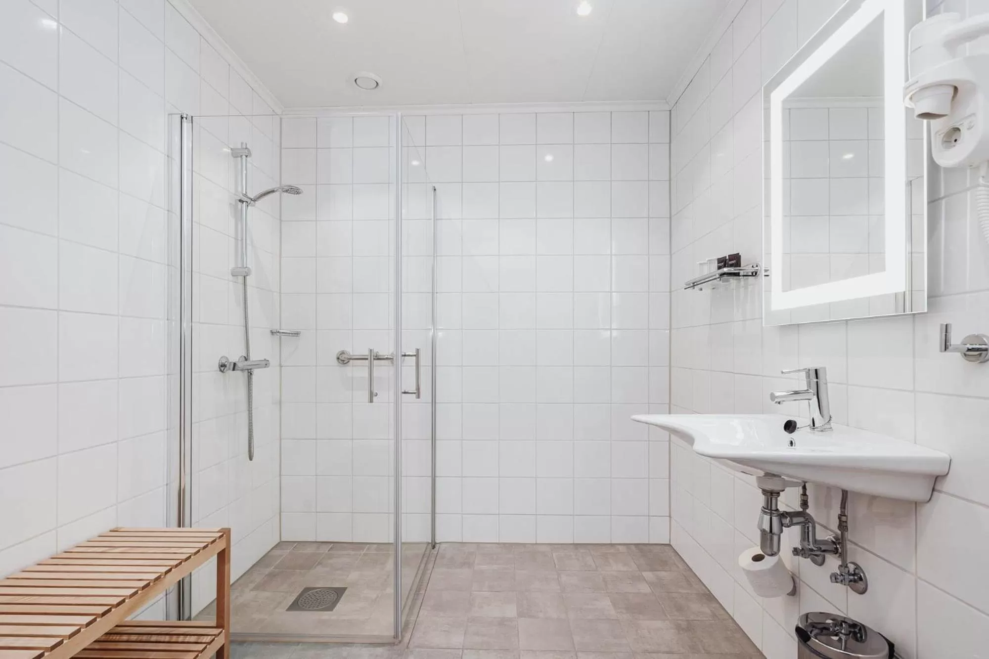 Bathroom in Frich's Hotell og Spiseri Alvdal