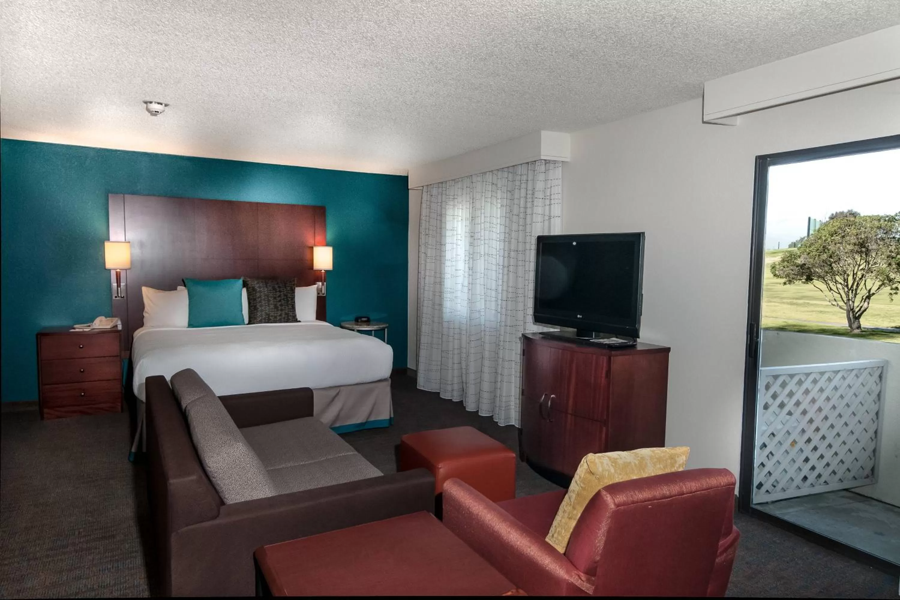 Staybridge Suites Oxnard - River Ridge by IHG