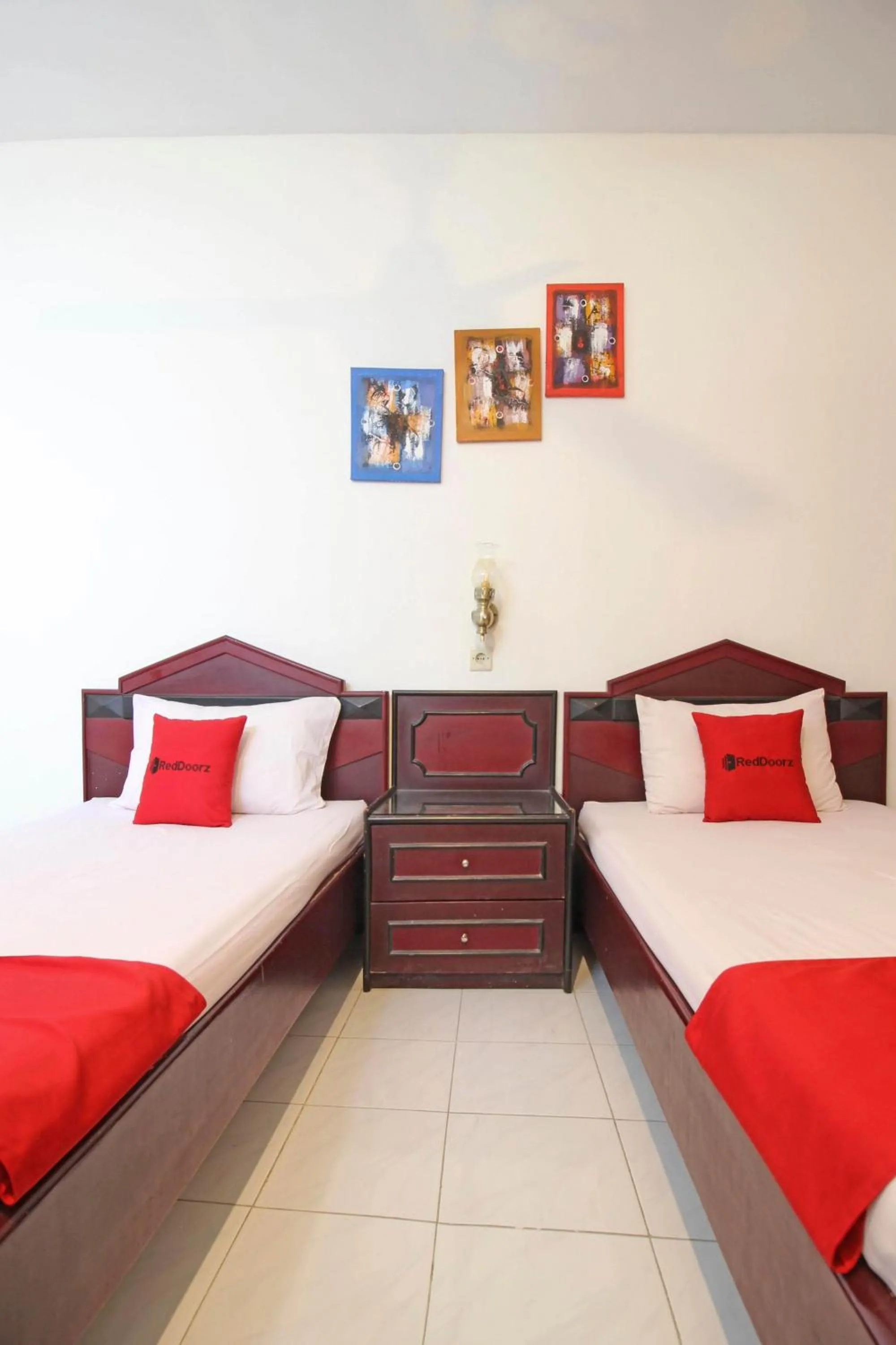 Bed in RedDoorz near Pojok Beteng Prawirotaman