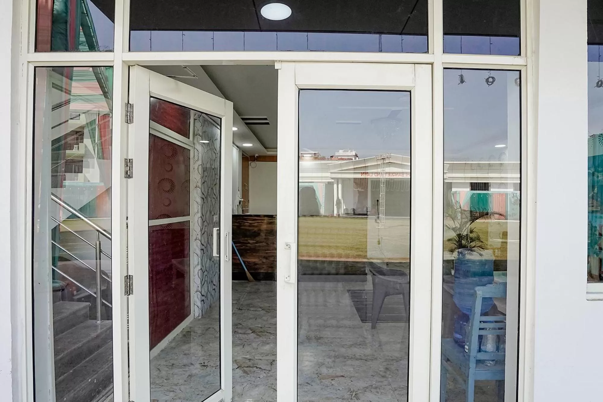 Facade/entrance in FabHotel Siddhi