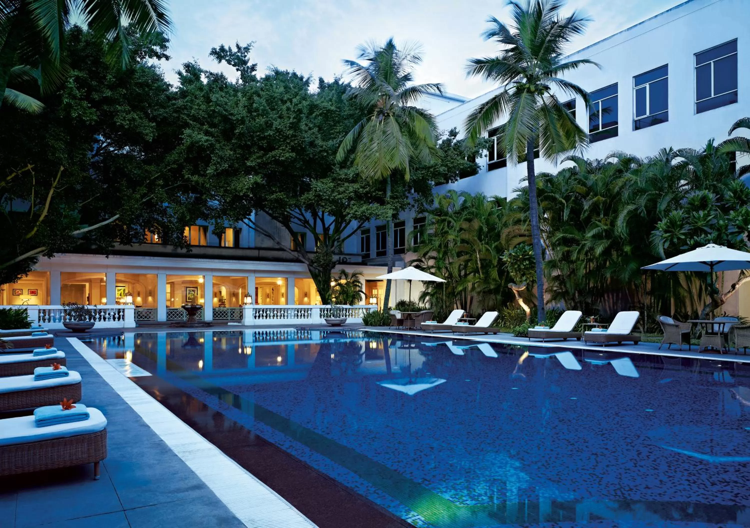 Swimming pool in Taj Connemara, Chennai