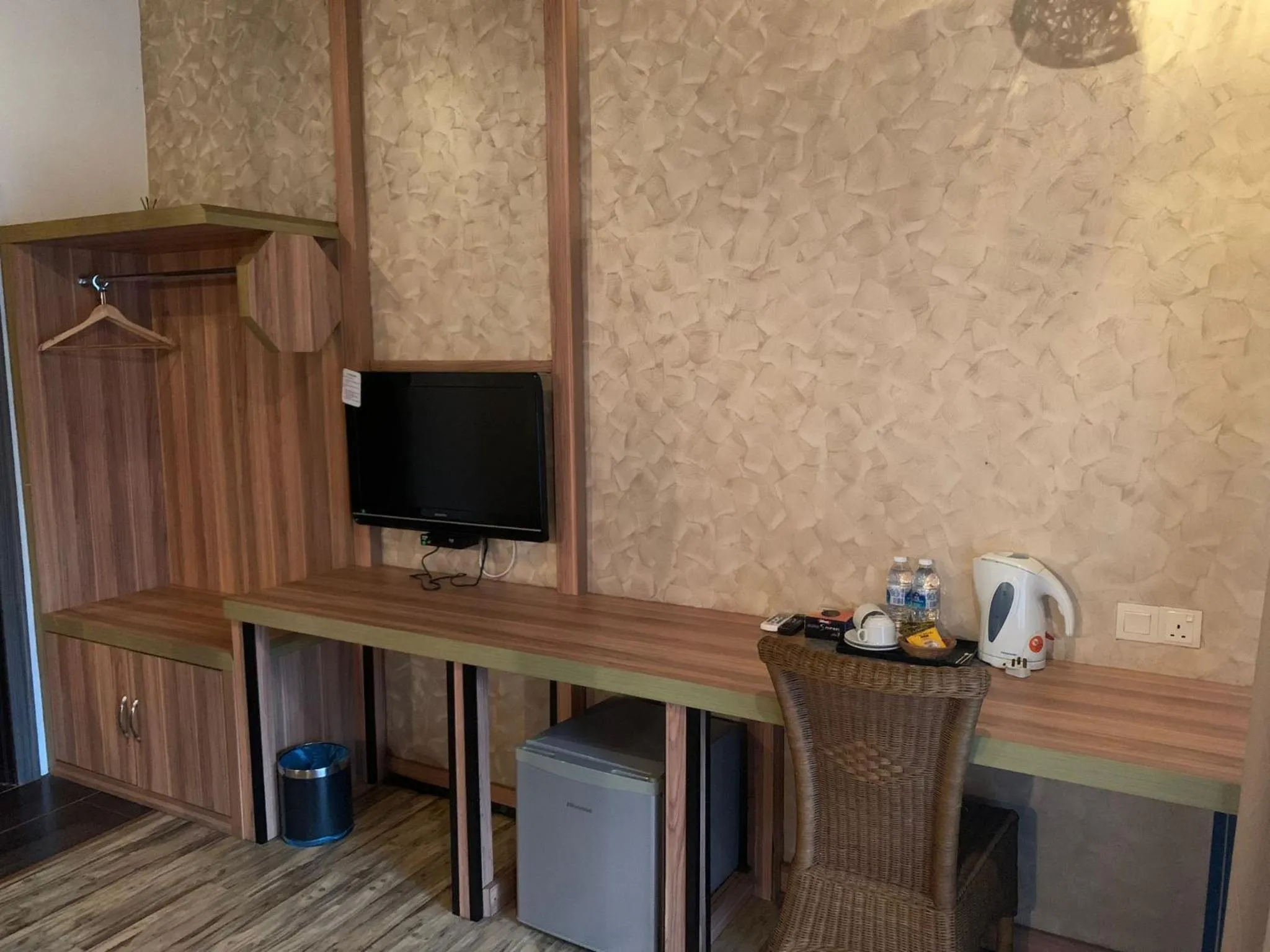 TV and multimedia in I Garden Hotel