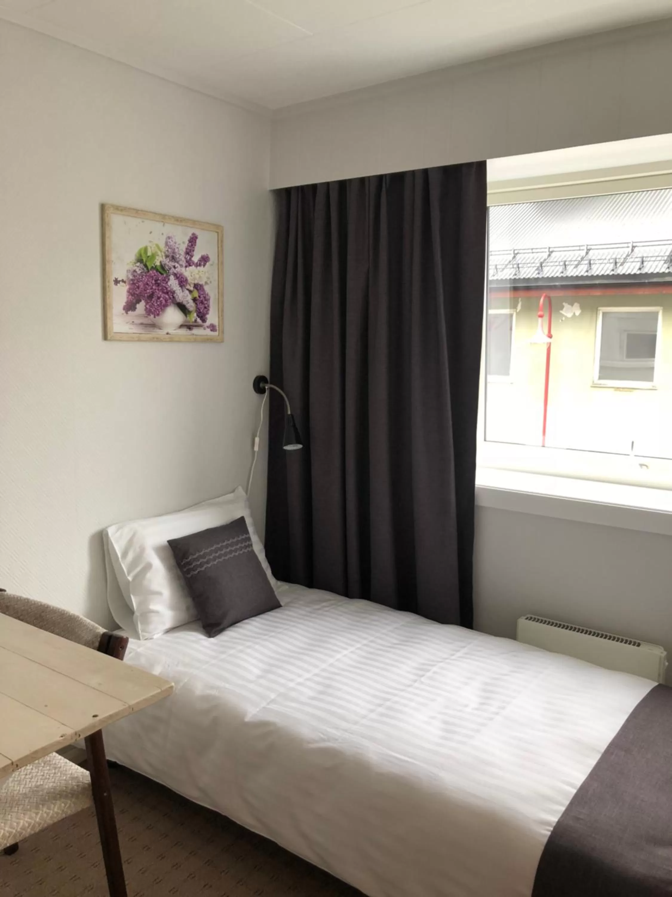 Standard Single Room in Arctic Hotel Nordkapp