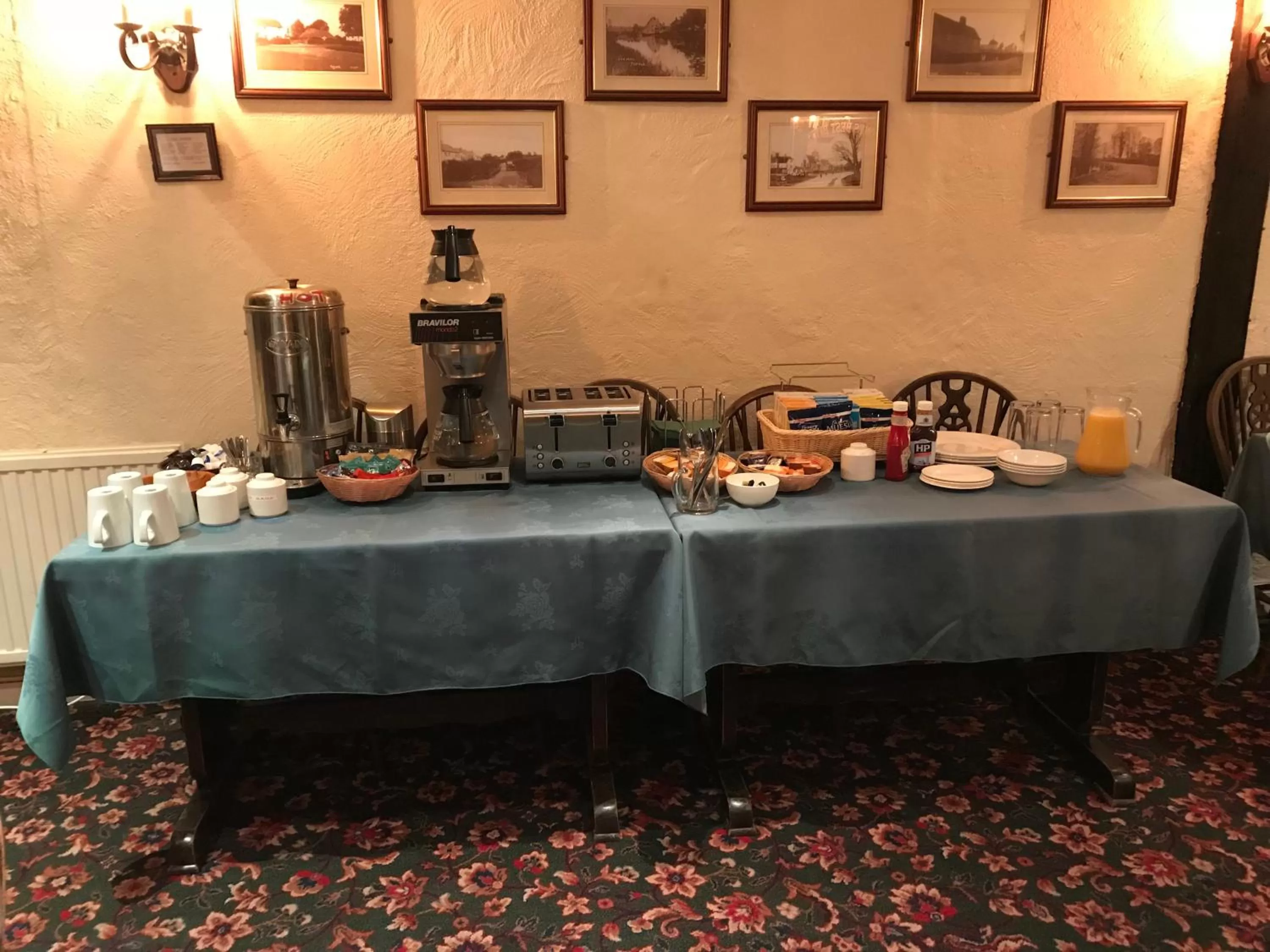 Breakfast, Food in The Black Bull Inn