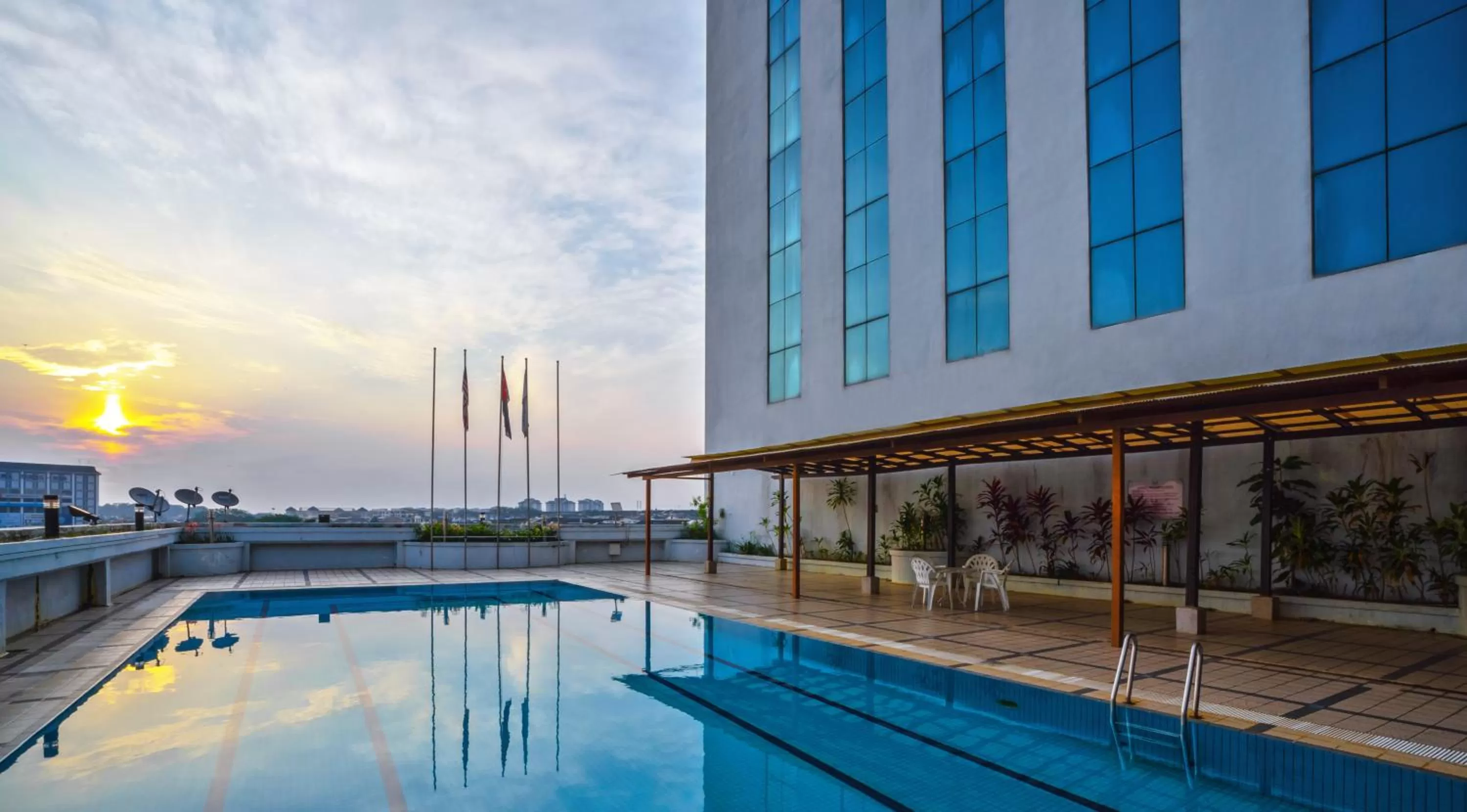 Crystal Crown Hotel JB