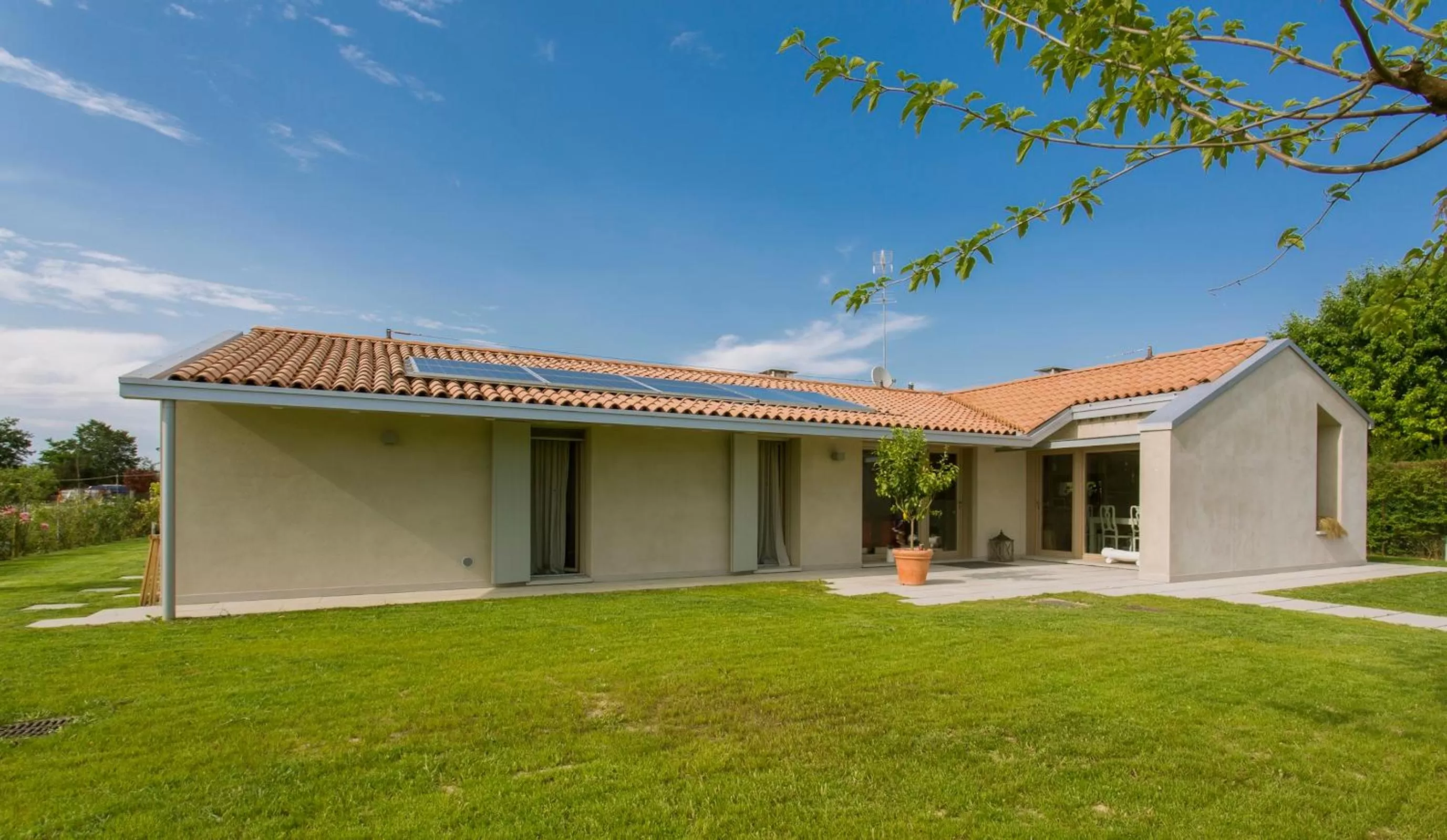 Property building in A Casa Di Ita