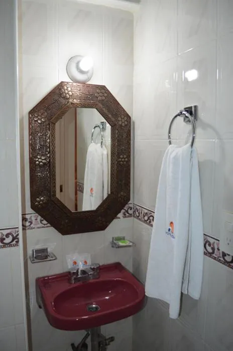 Bathroom in Hotel Central