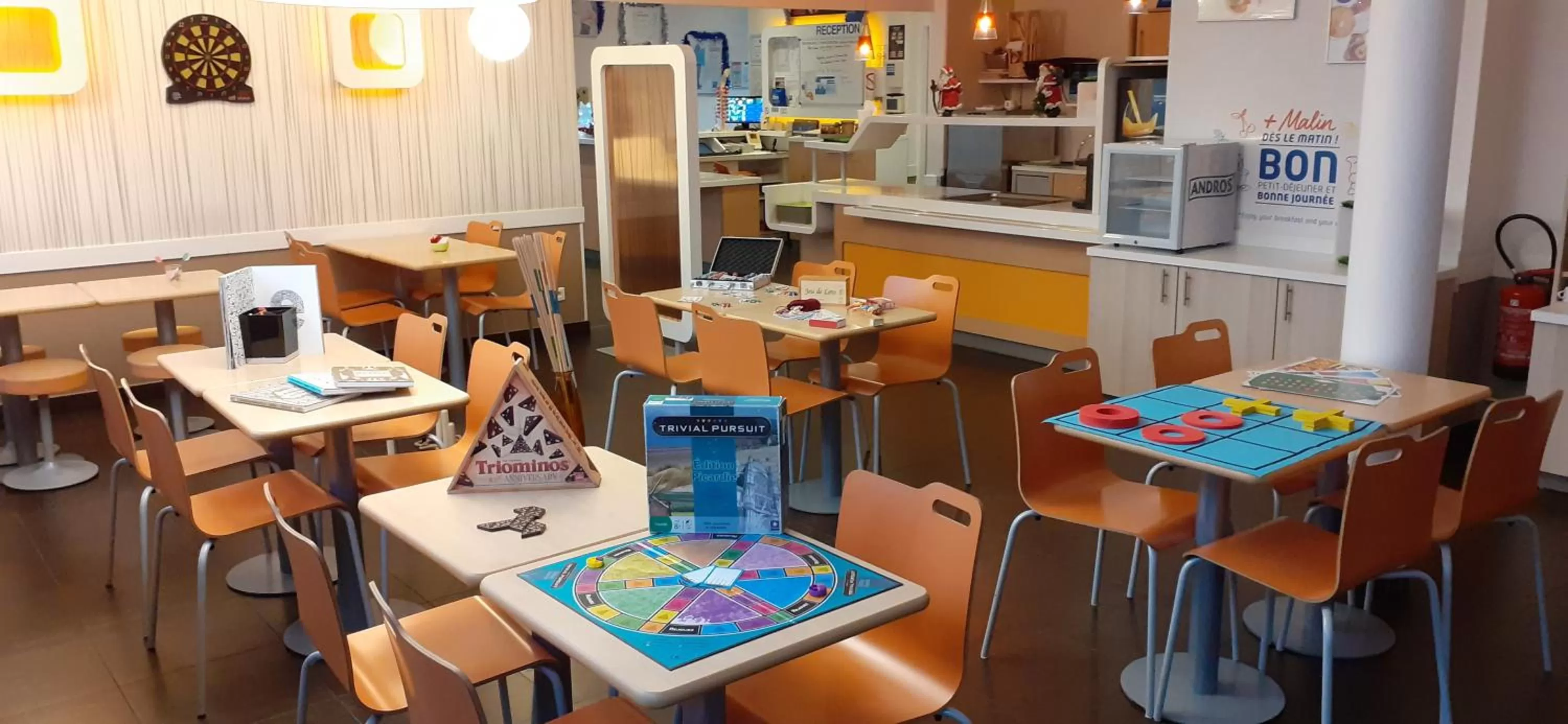 Entertainment in ibis budget Saint-Quentin Centre Gare