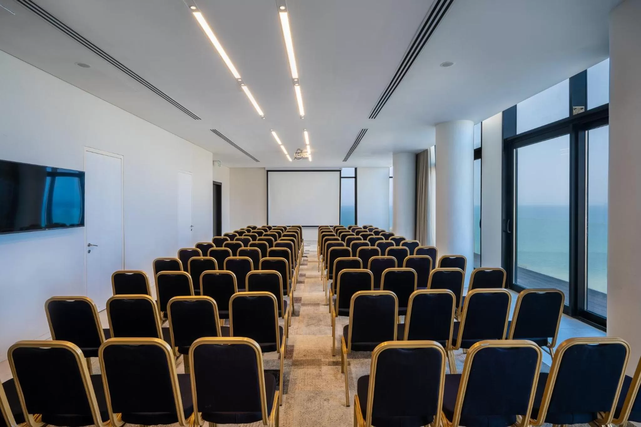 Meeting/conference room in Vert Lagoon Netanya By AFI Hotels